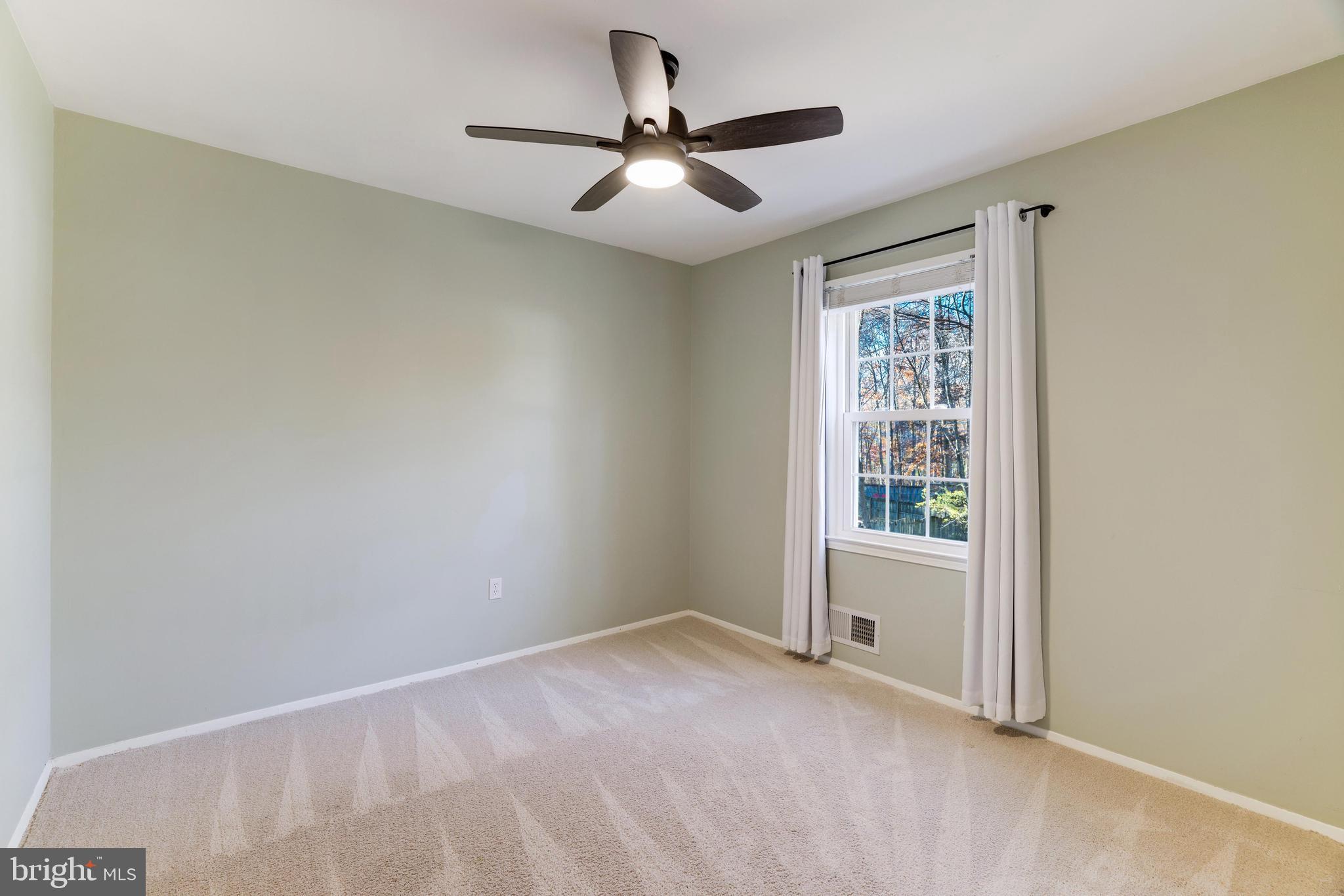 STRATTON WOODS - Residential