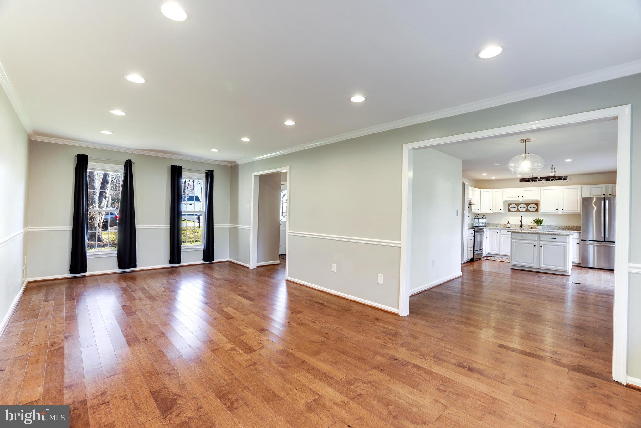 STRATTON WOODS - Residential