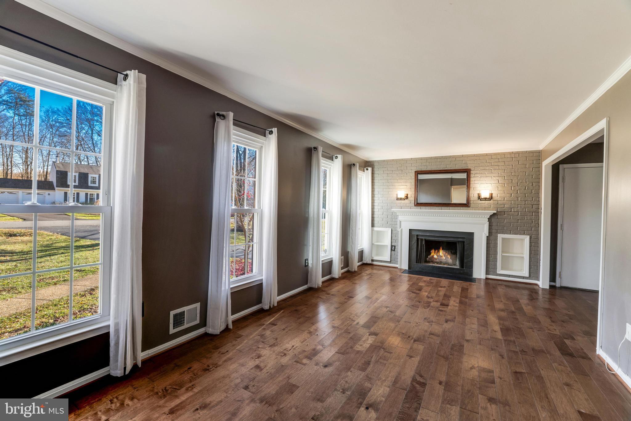 STRATTON WOODS - Residential