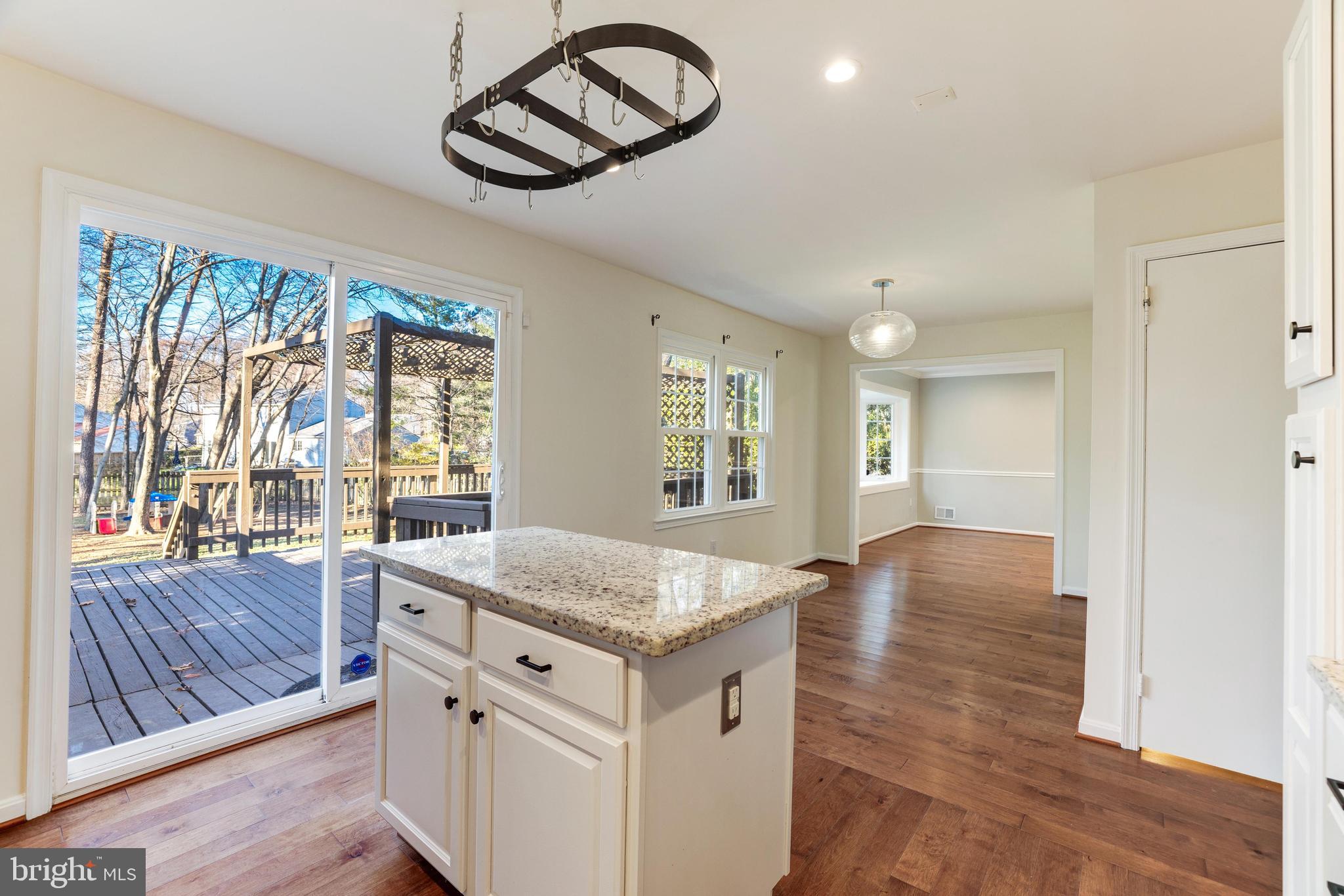 STRATTON WOODS - Residential