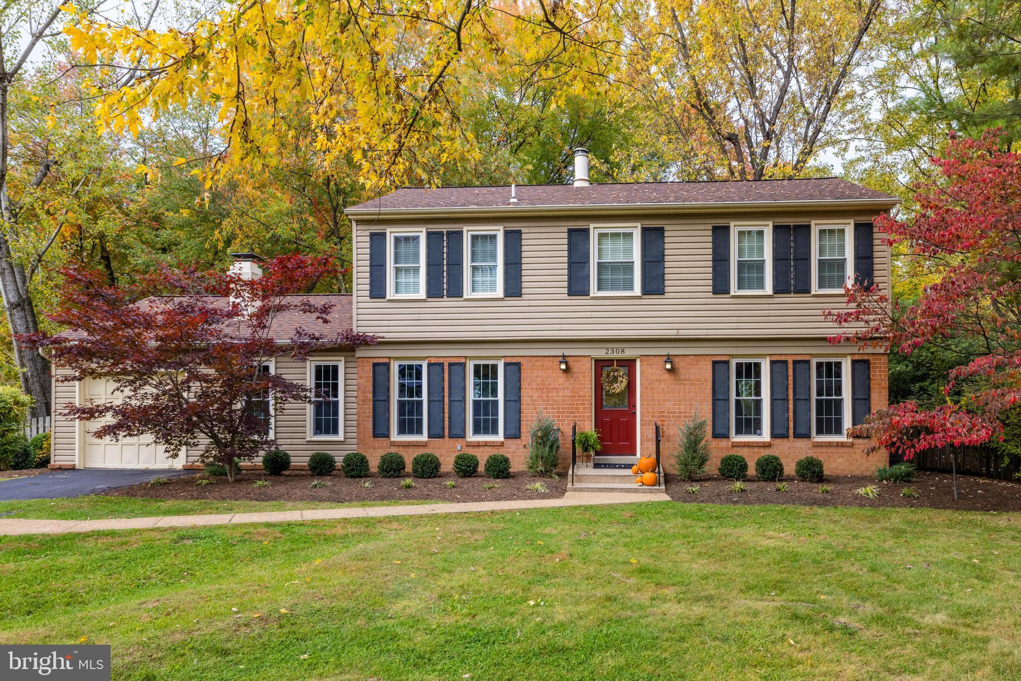 STRATTON WOODS - Residential