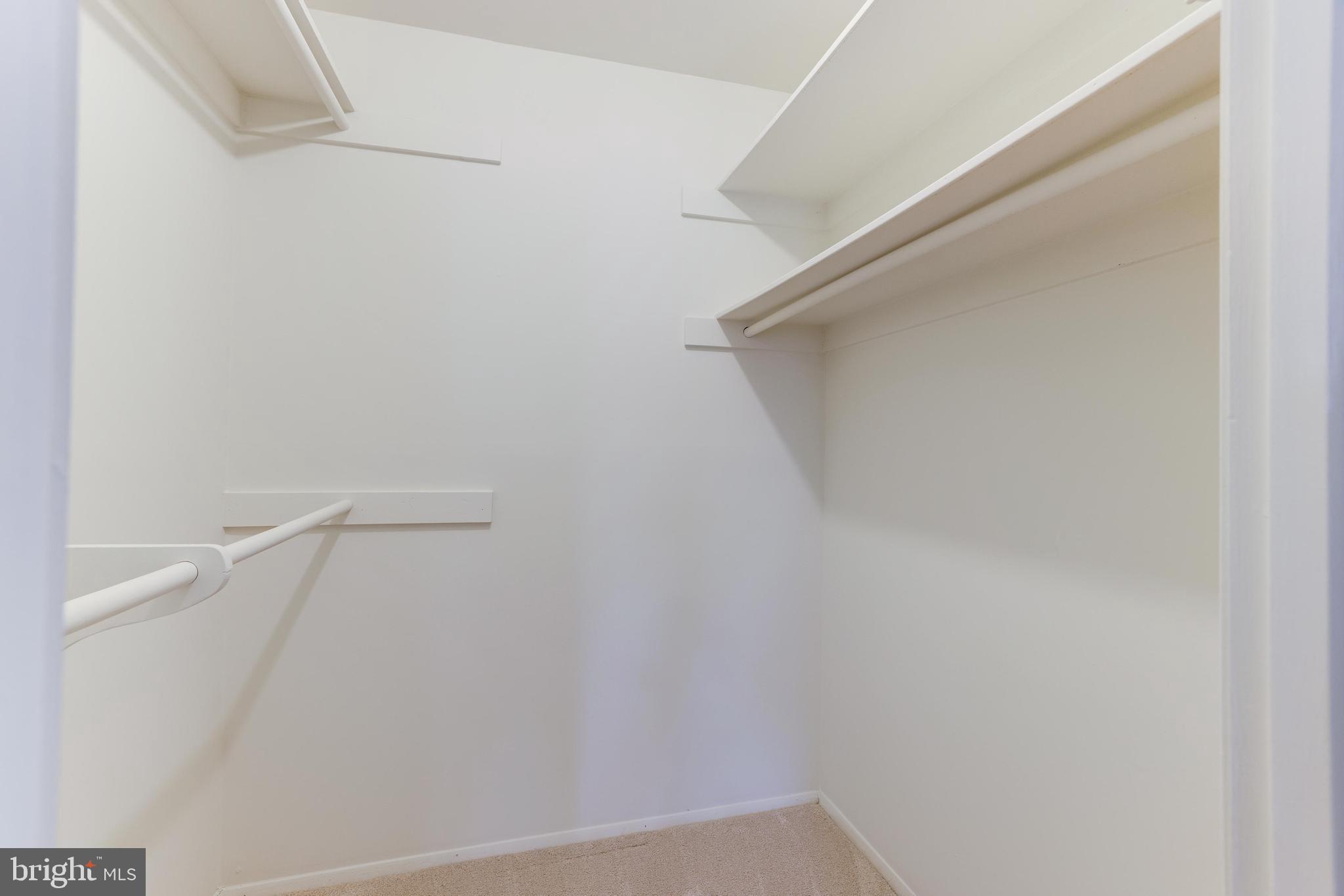 STRATTON WOODS - Residential