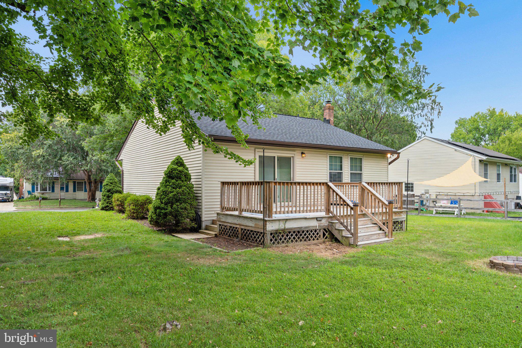 223 STACEY LEE DRIVE