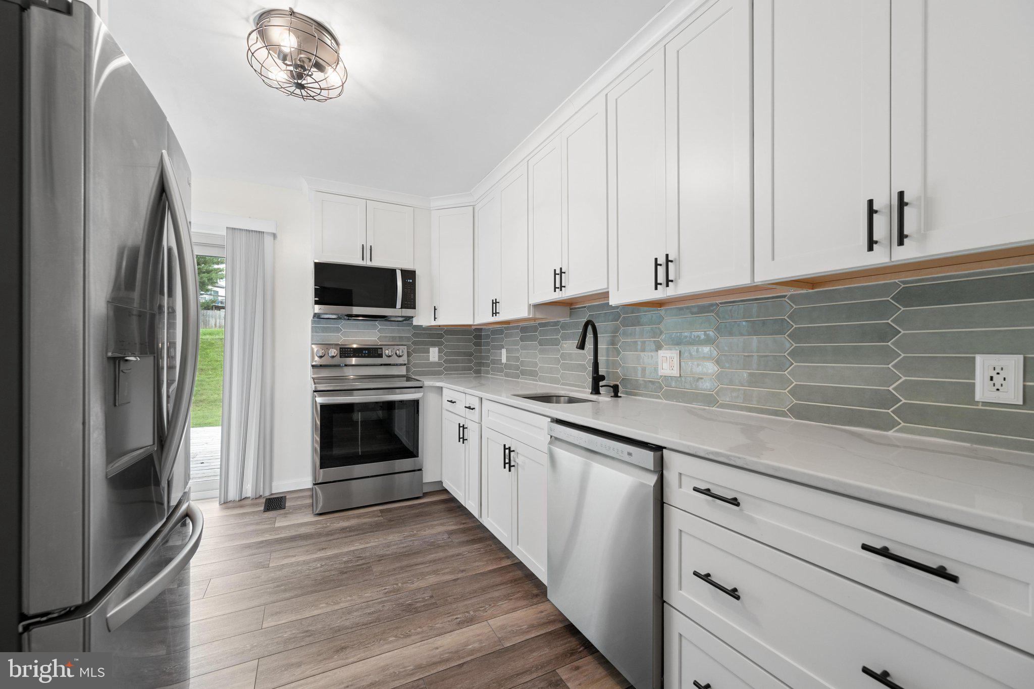 223 STACEY LEE DRIVE