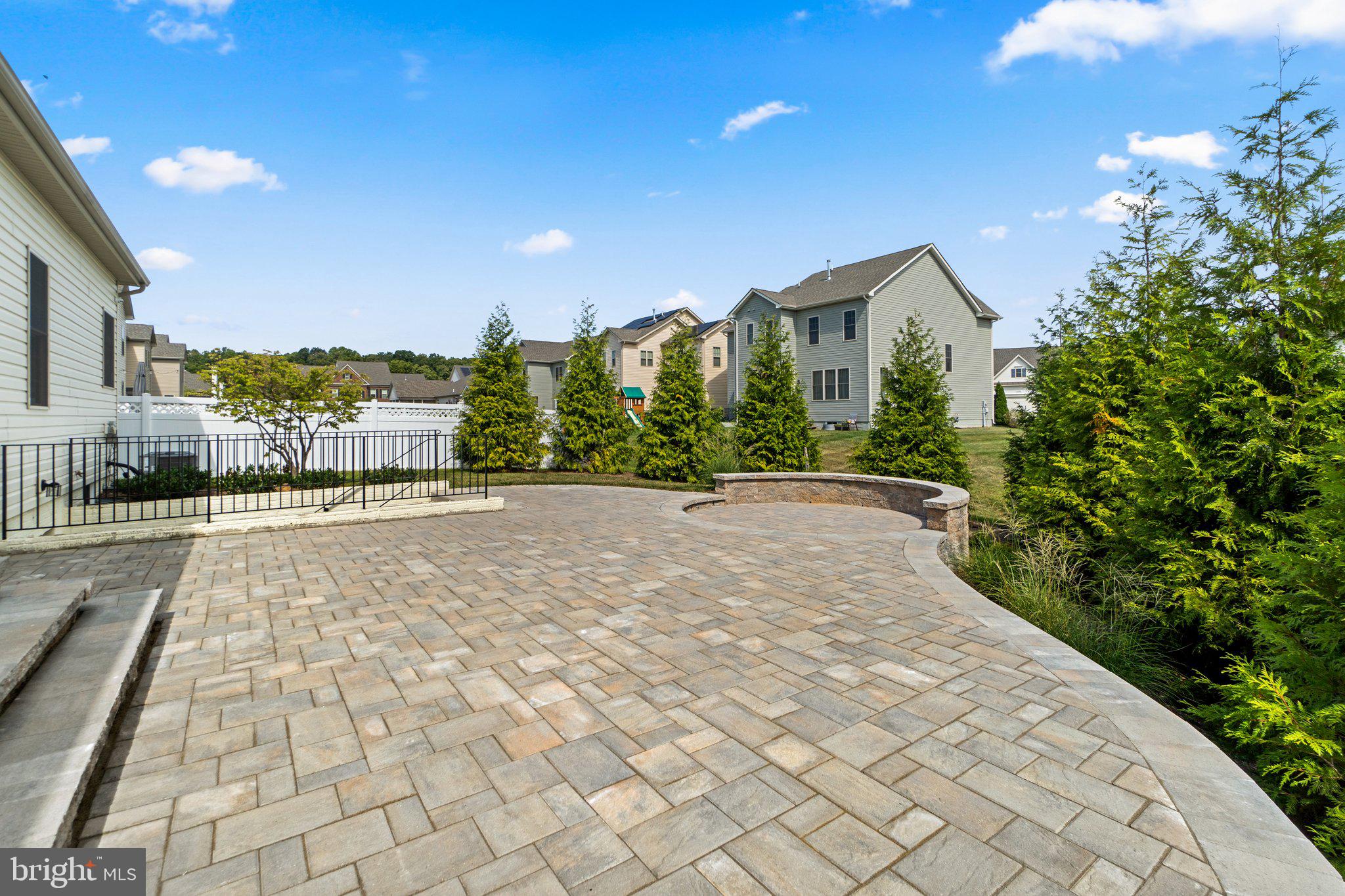 LANDSDALE - Residential