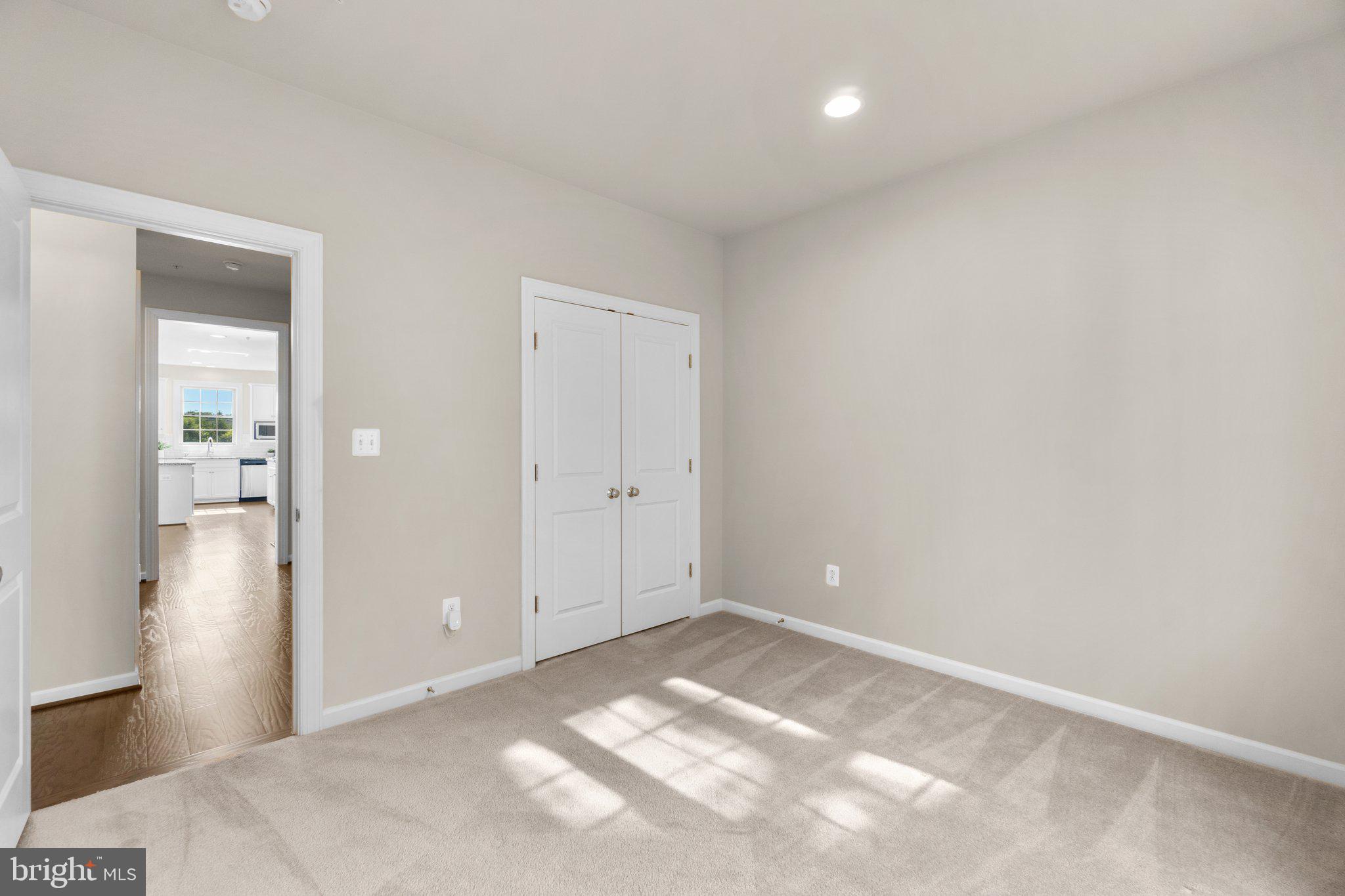 LANDSDALE - Residential