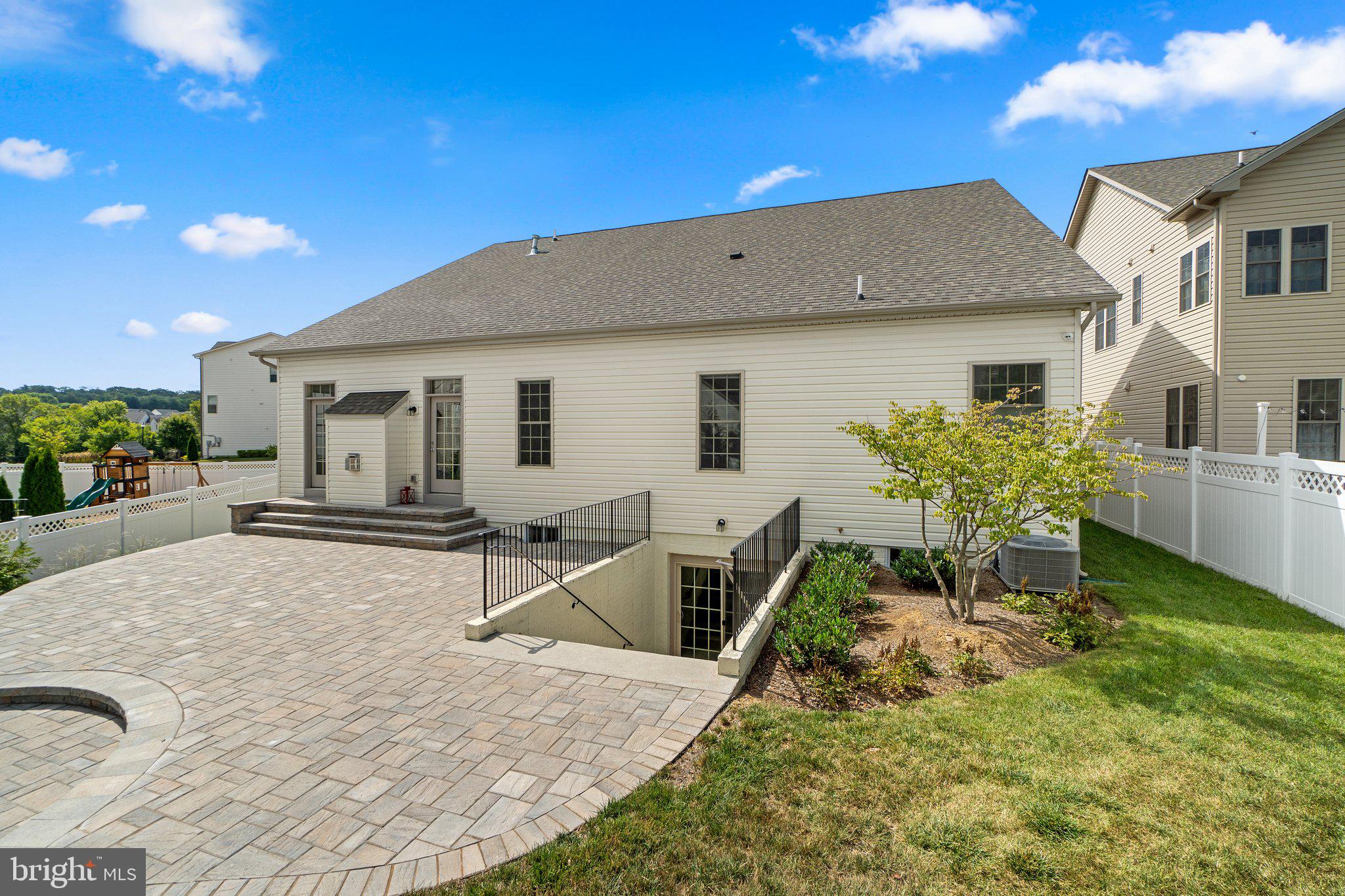 LANDSDALE - Residential