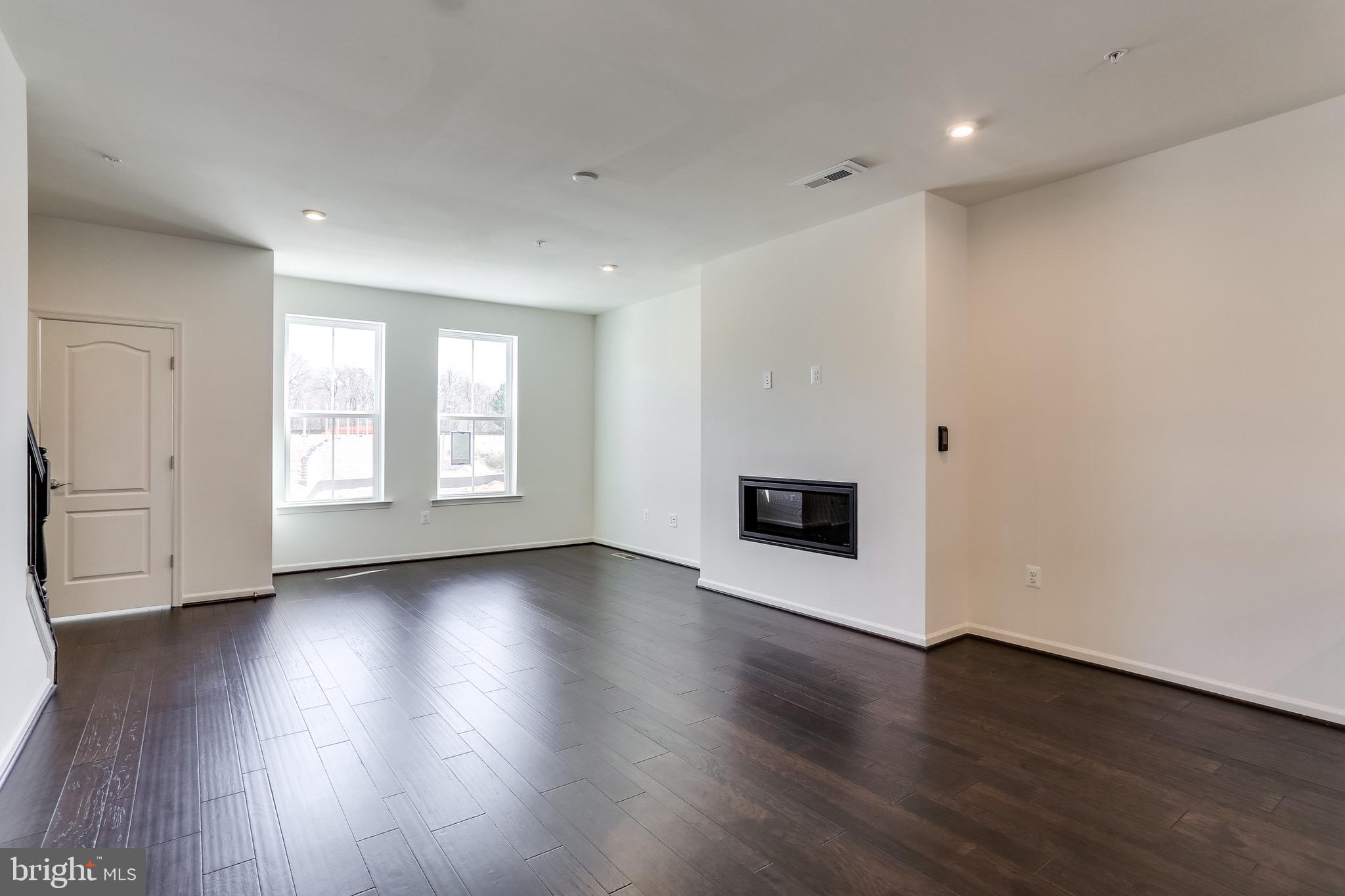 RIVERWALK AT CROFTON - Residential