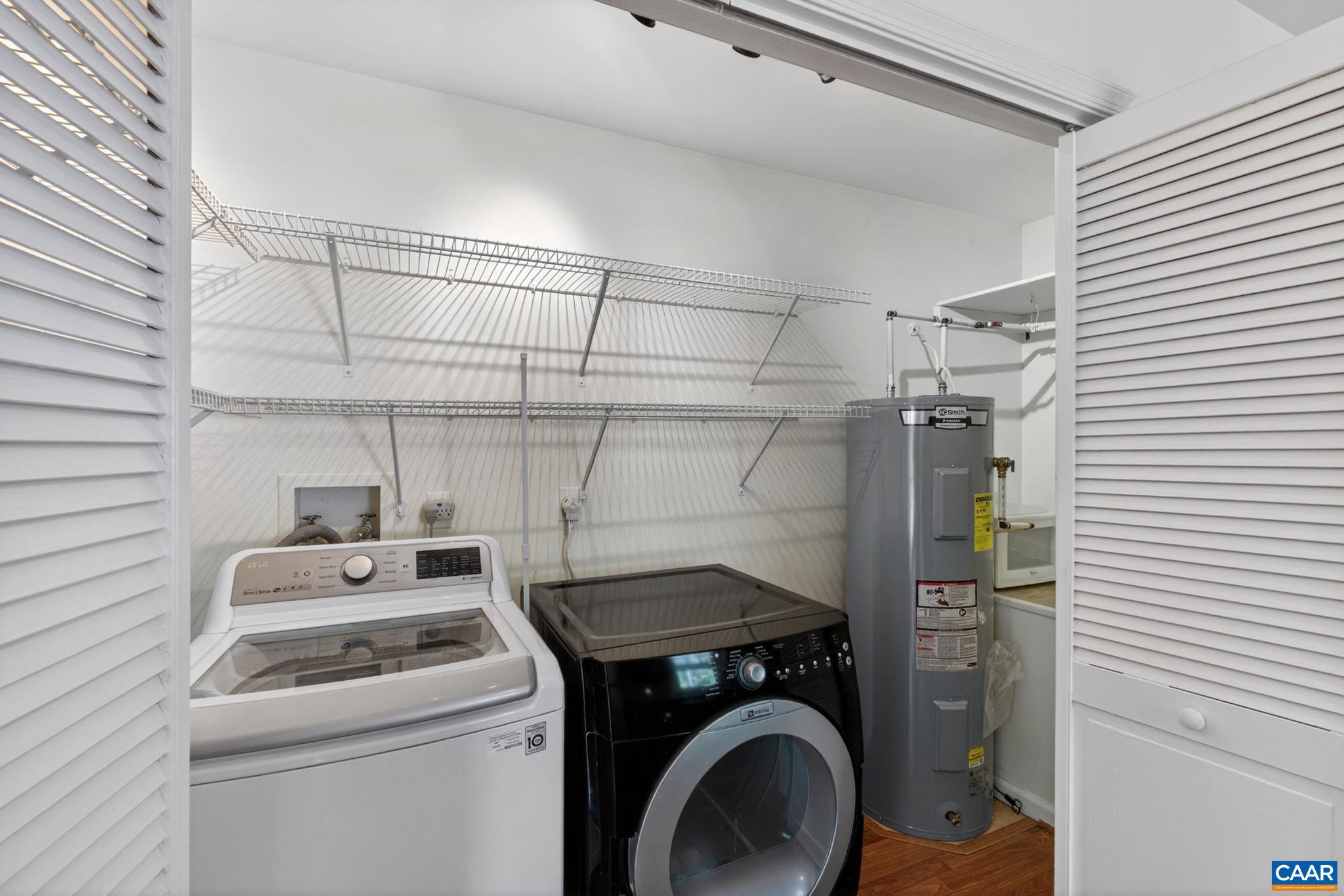 LAKE MONTICELLO - Residential