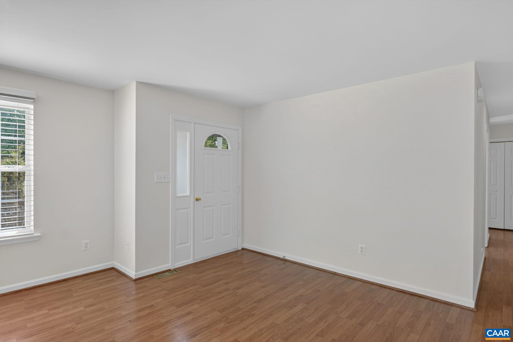 LAKE MONTICELLO - Residential