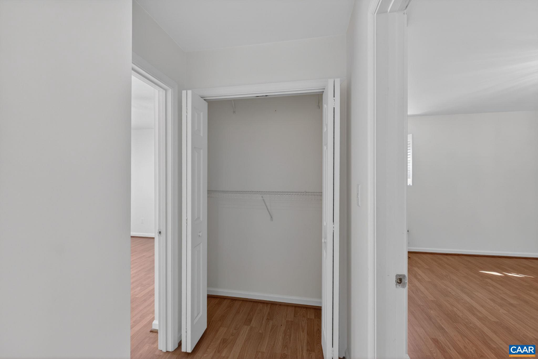 LAKE MONTICELLO - Residential