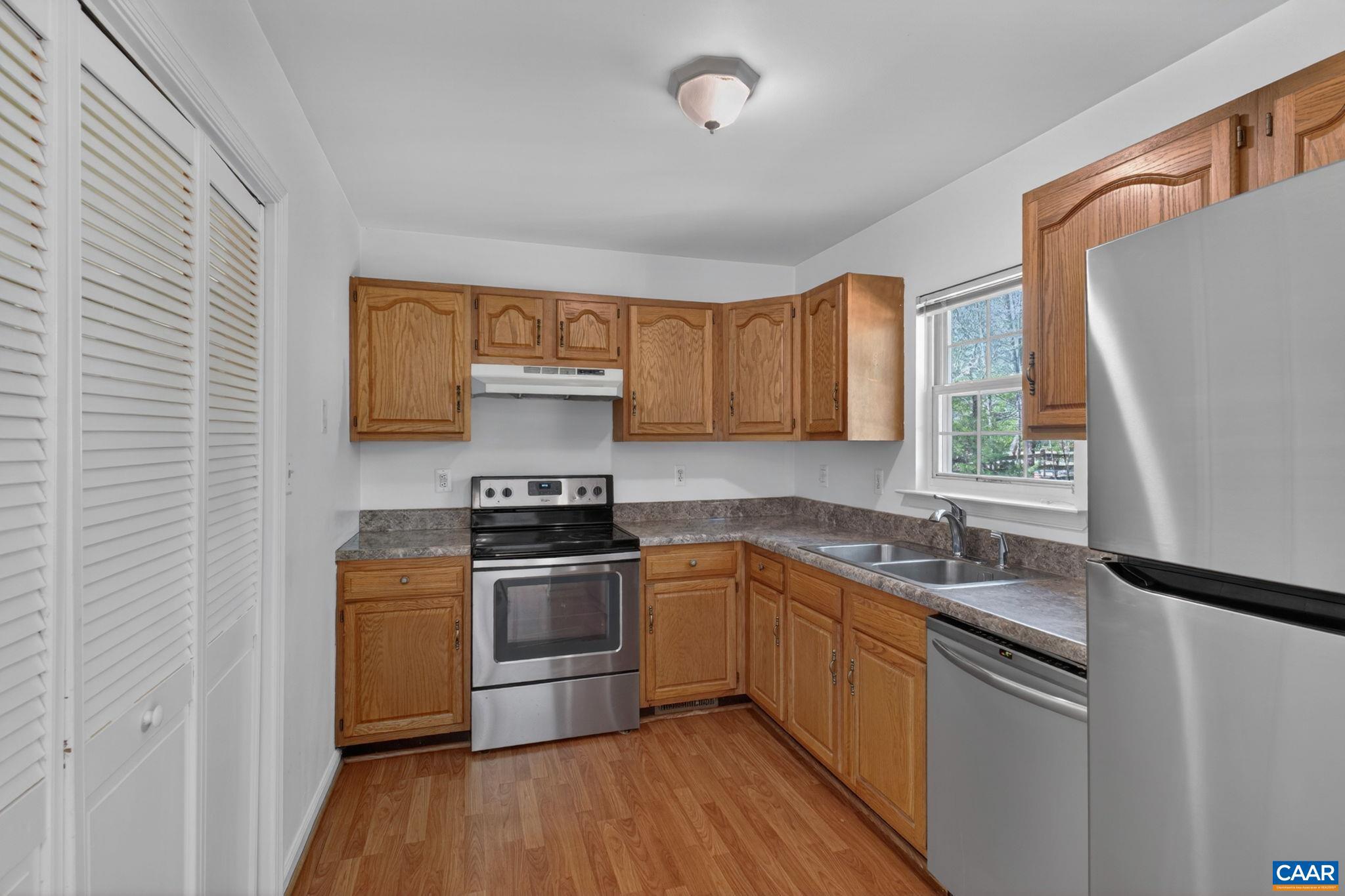 LAKE MONTICELLO - Residential