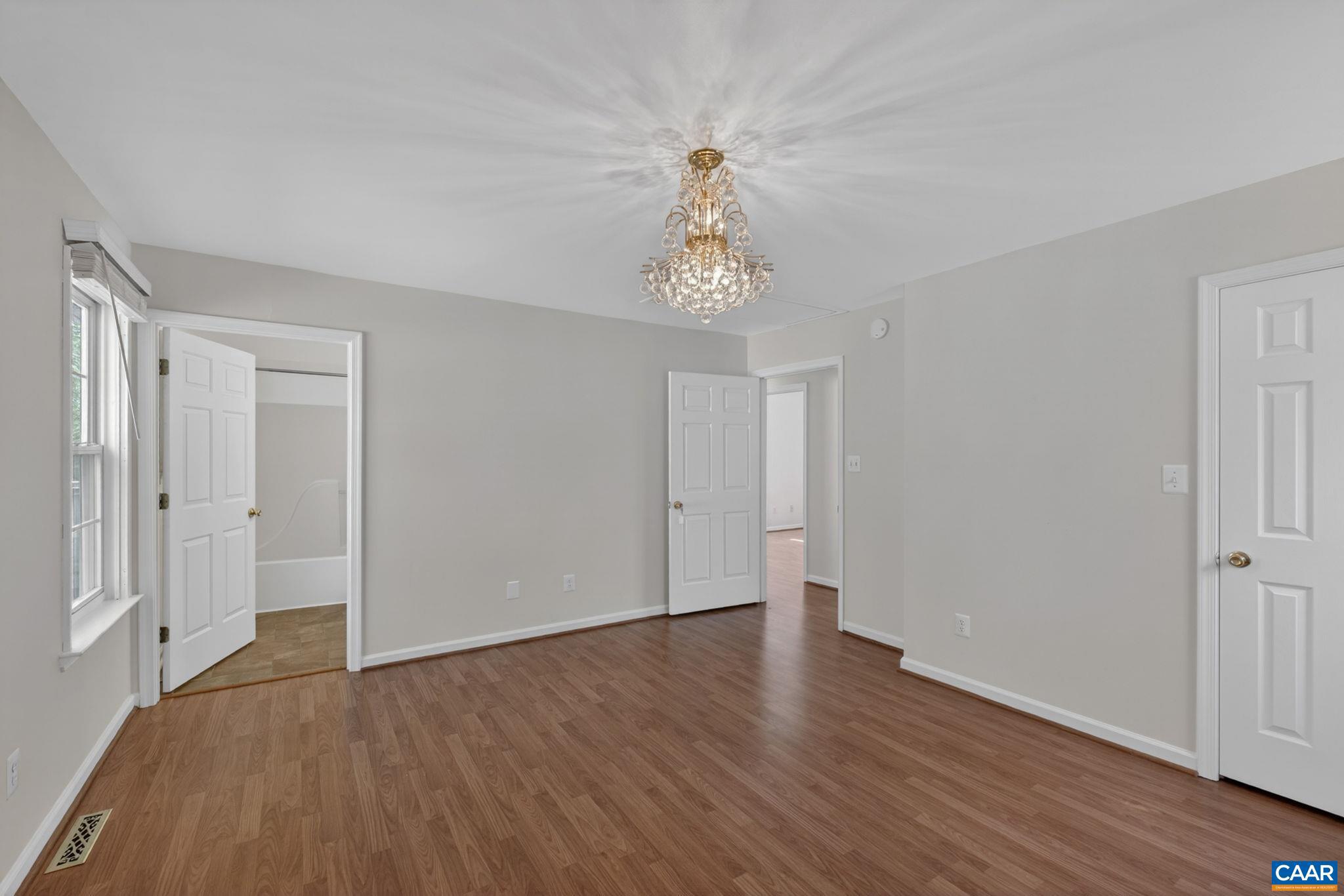 LAKE MONTICELLO - Residential