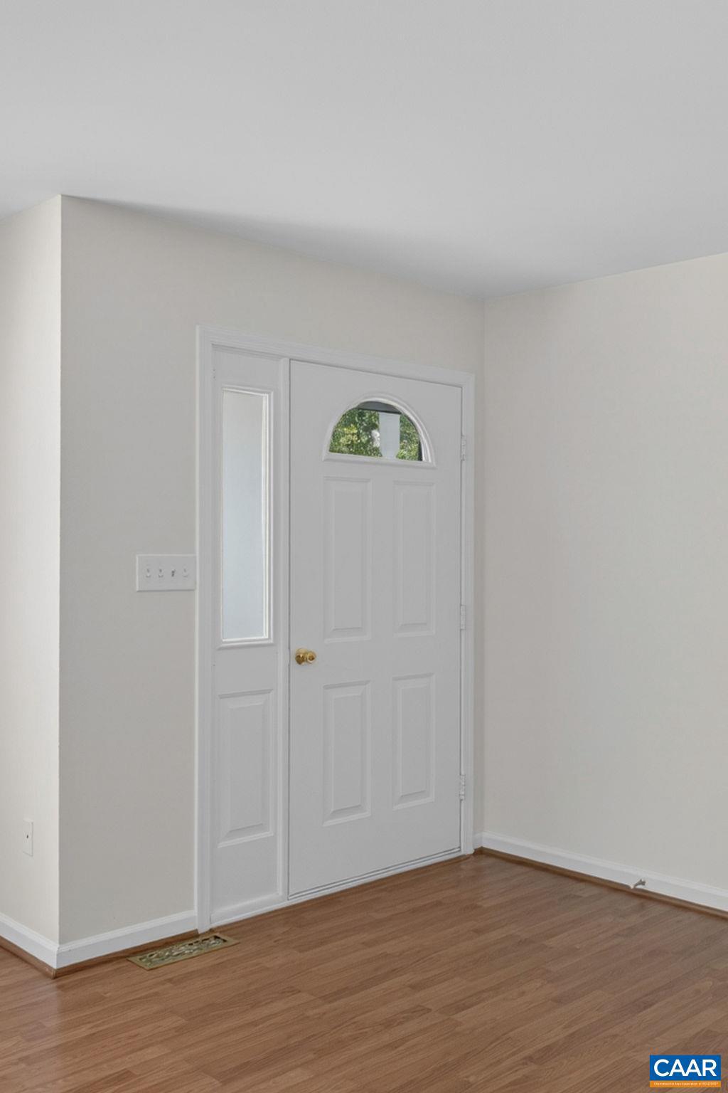 LAKE MONTICELLO - Residential