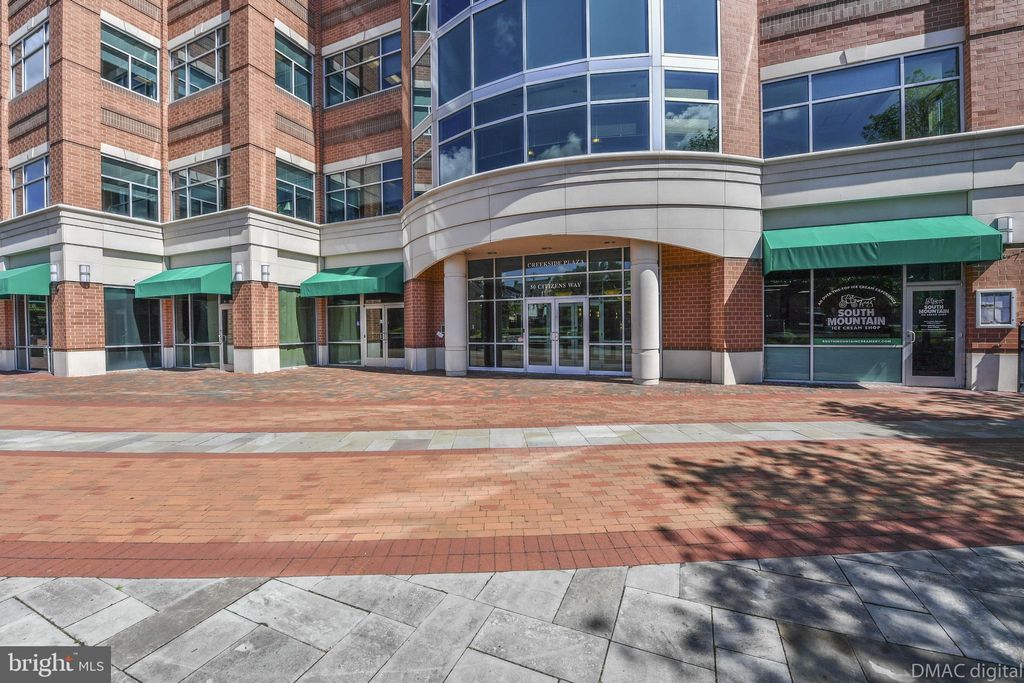 Photo of 50 Citizens Way #601, FREDERICK, MD 21701 (MLS # MDFR2072290)