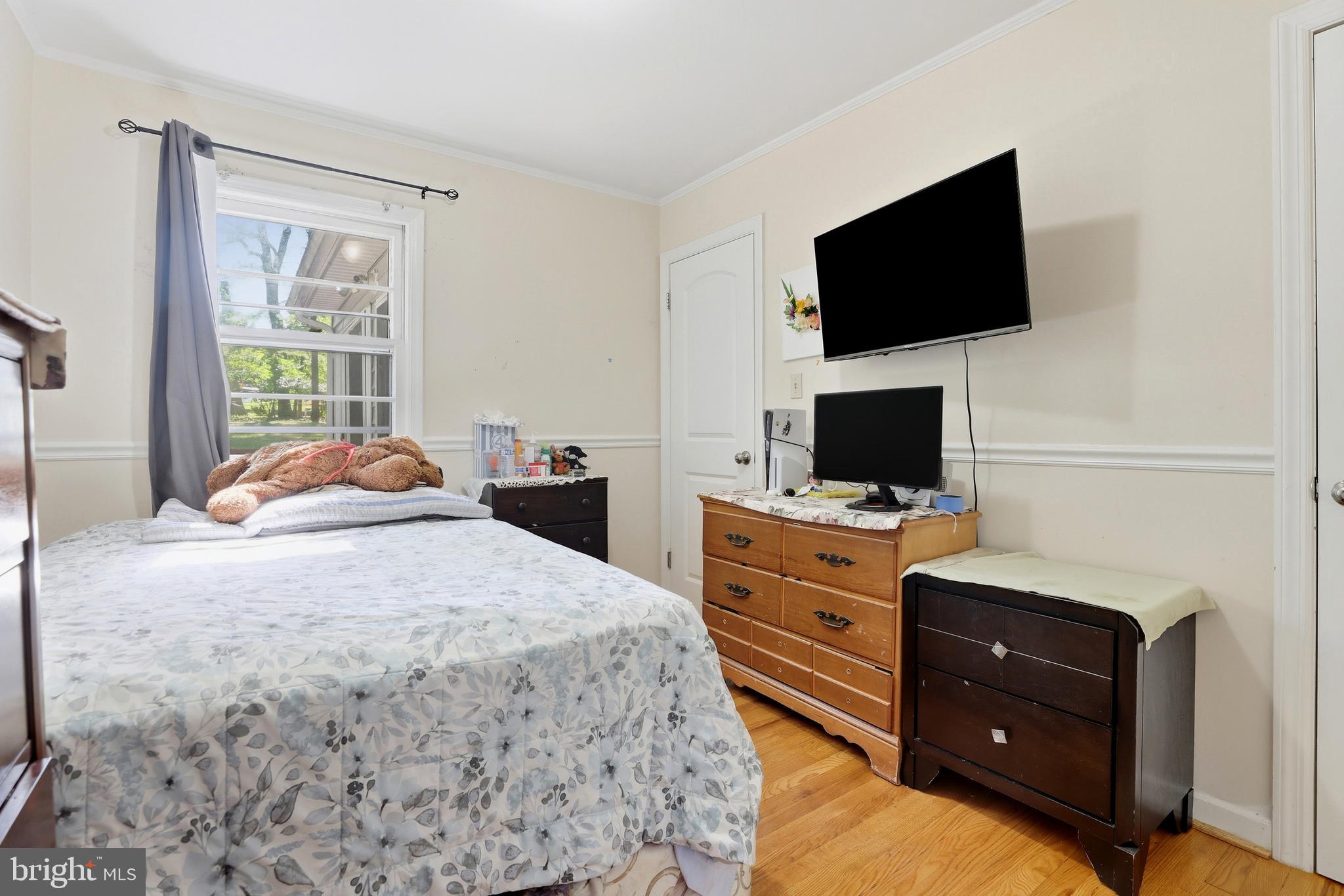 WEST LAUREL ACRES - Residential