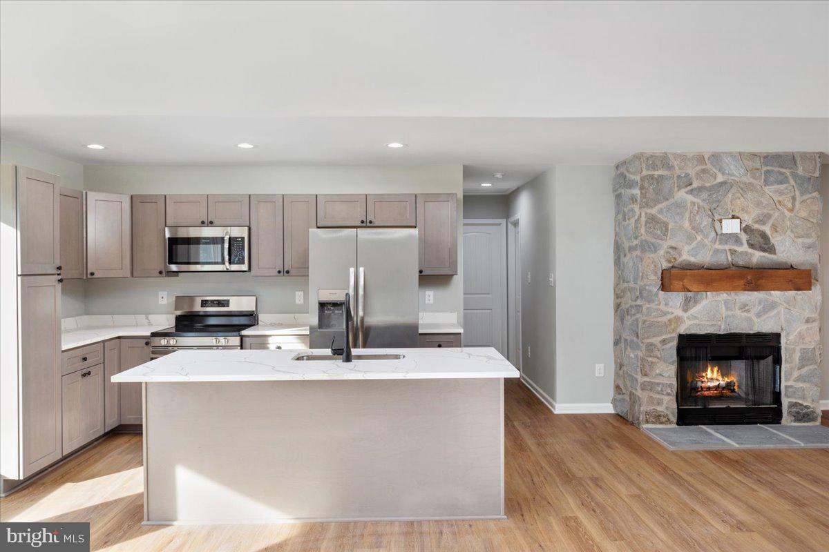 SHEN FARMS MT LAKE - Residential