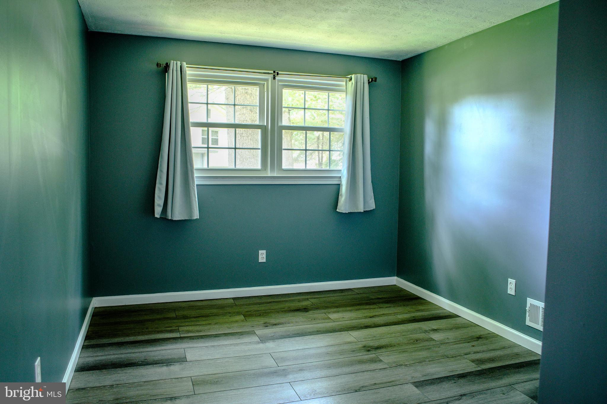 MILL CREEK TOWNE - Residential