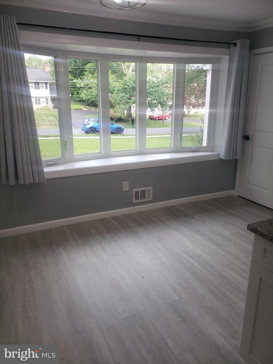 MILL CREEK TOWNE - Residential