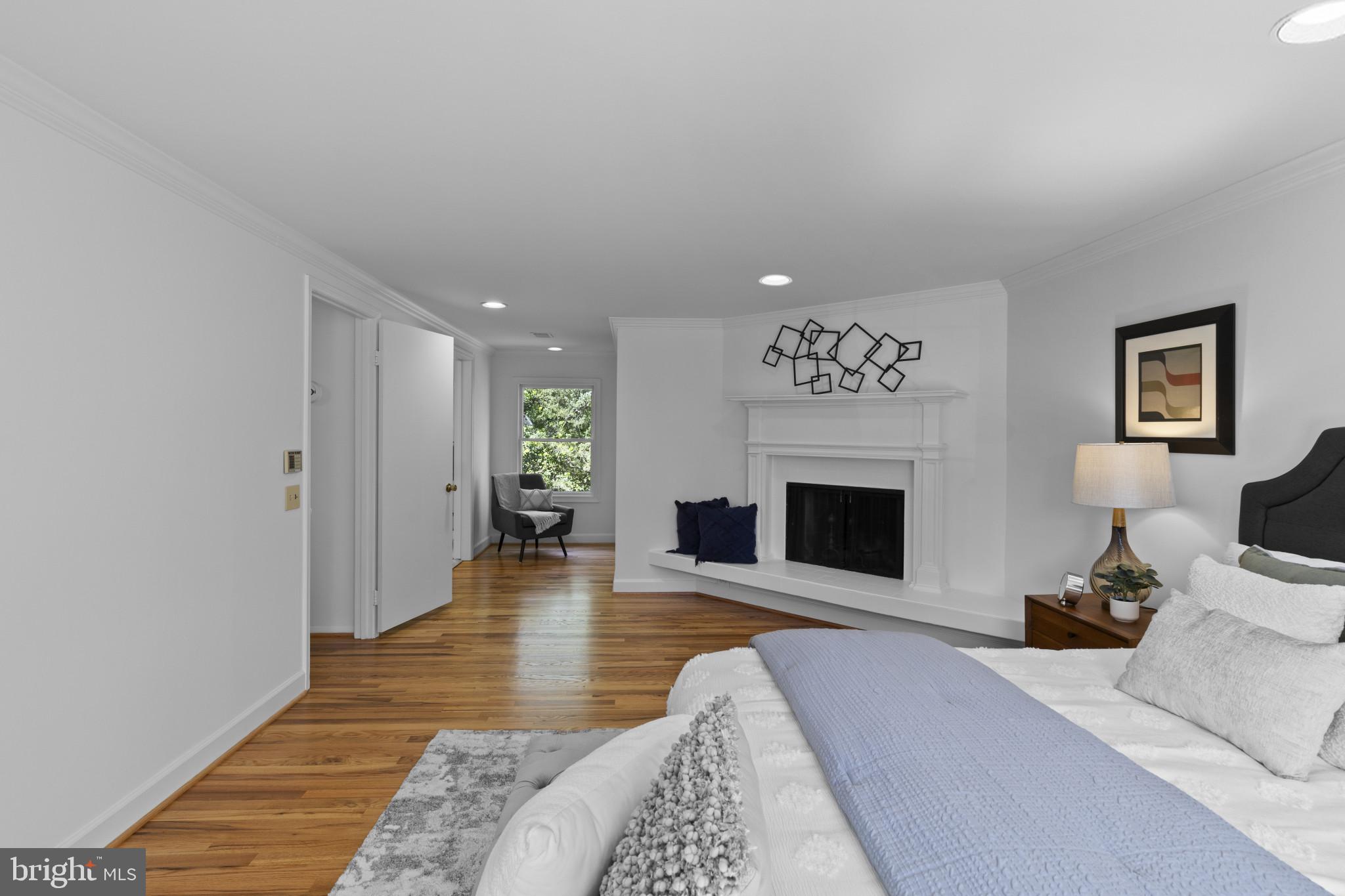 FOX HILLS - Residential