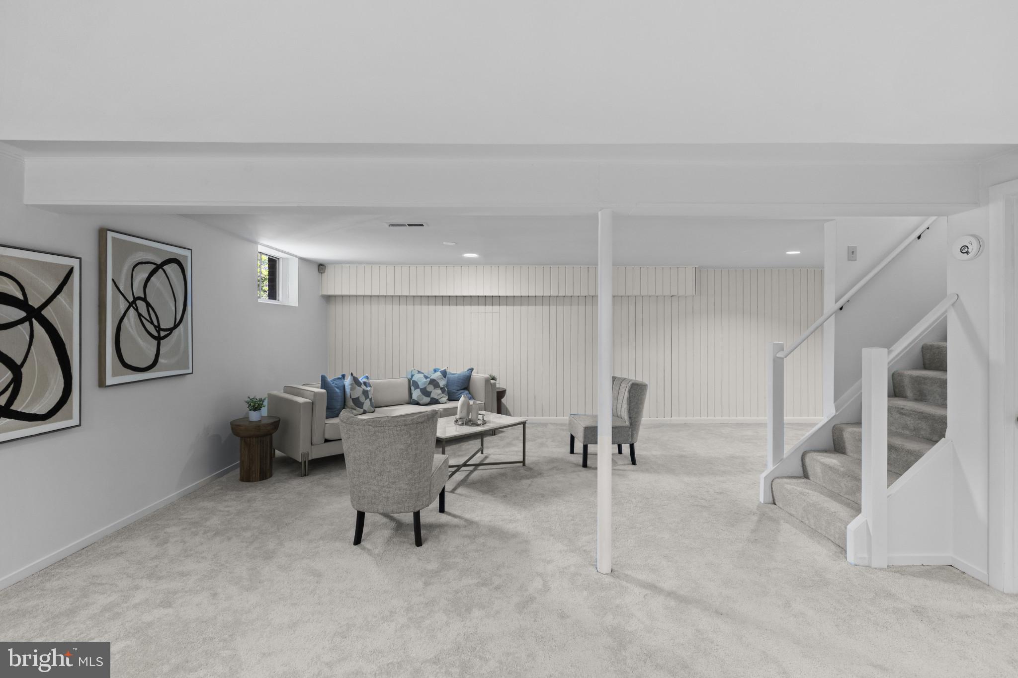 FOX HILLS - Residential