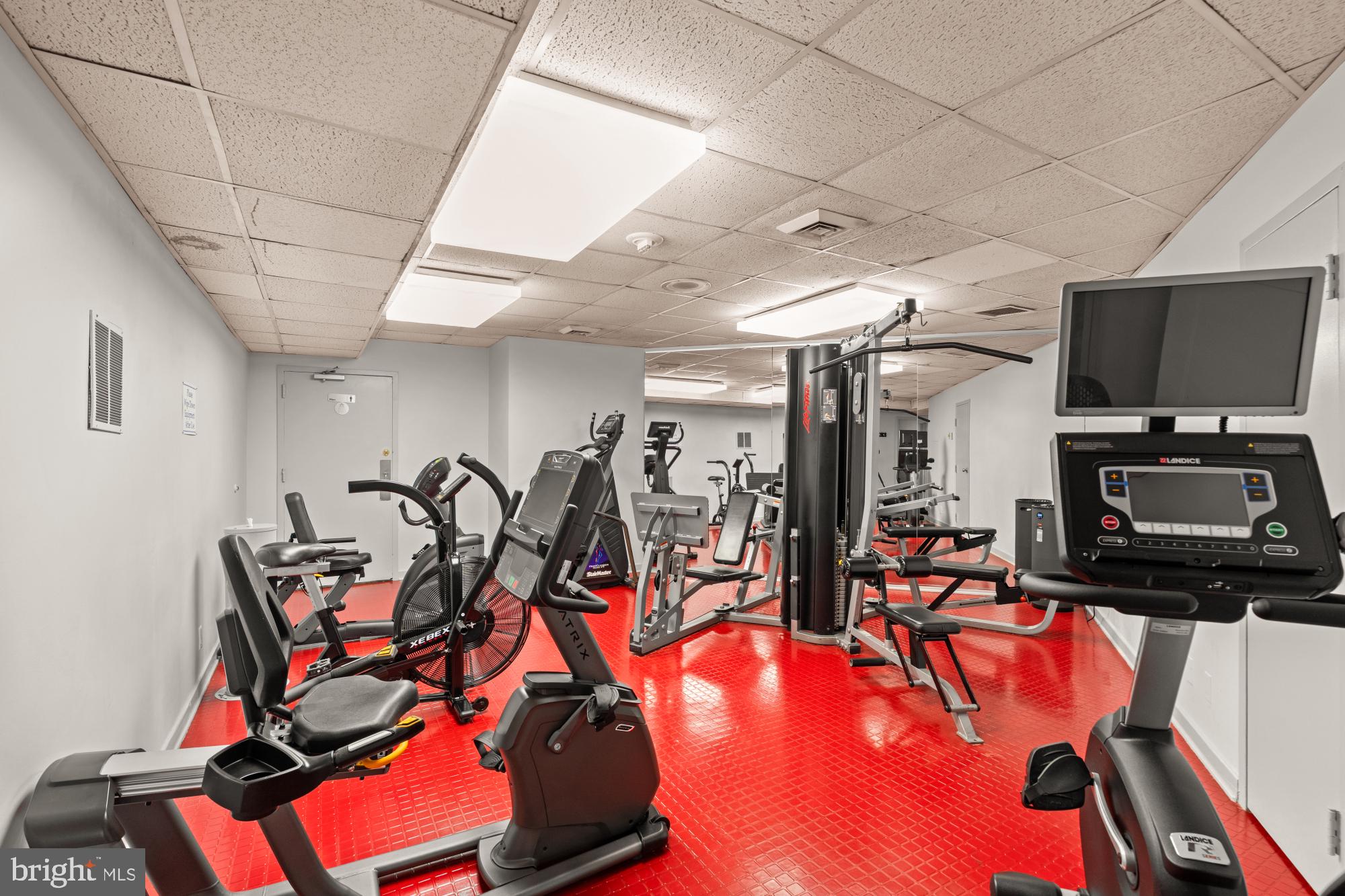 THE ELIZABETH - Residential