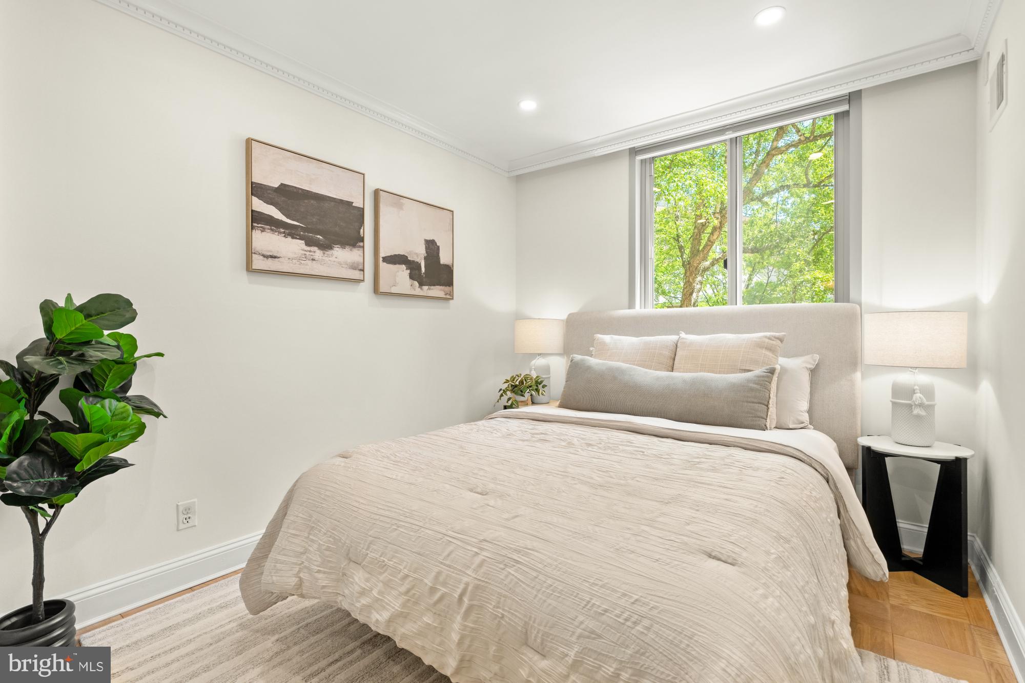 THE ELIZABETH - Residential