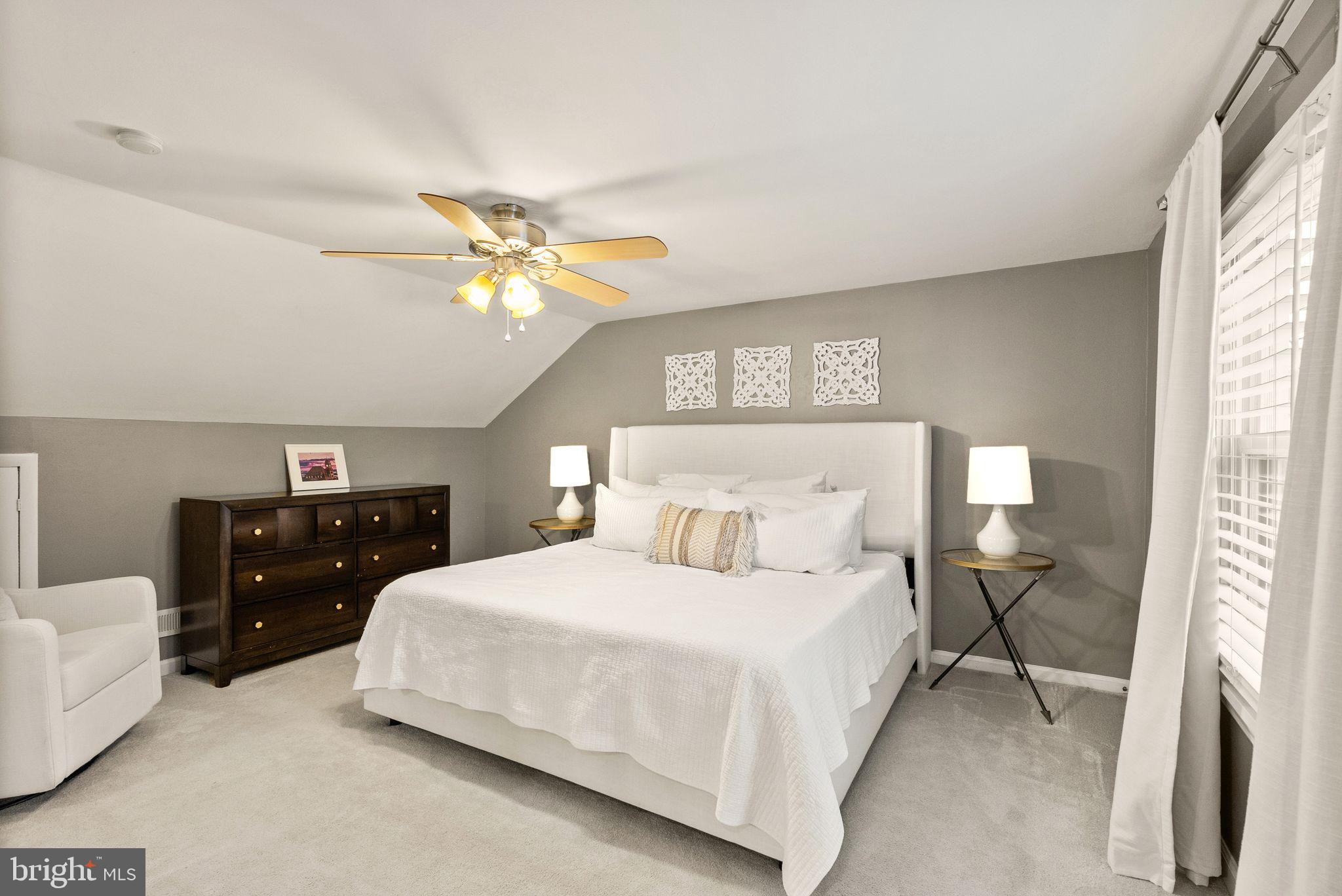 WEST LAWN - Residential