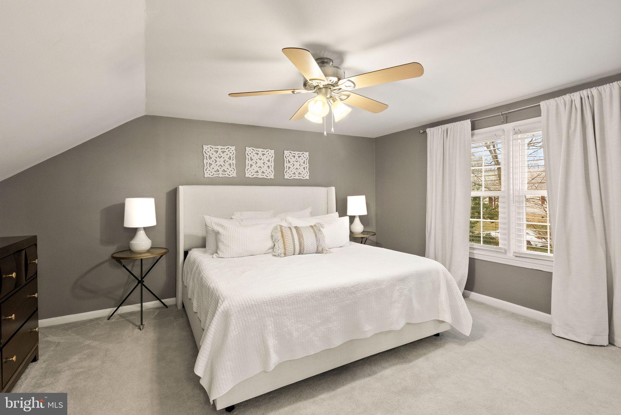 WEST LAWN - Residential