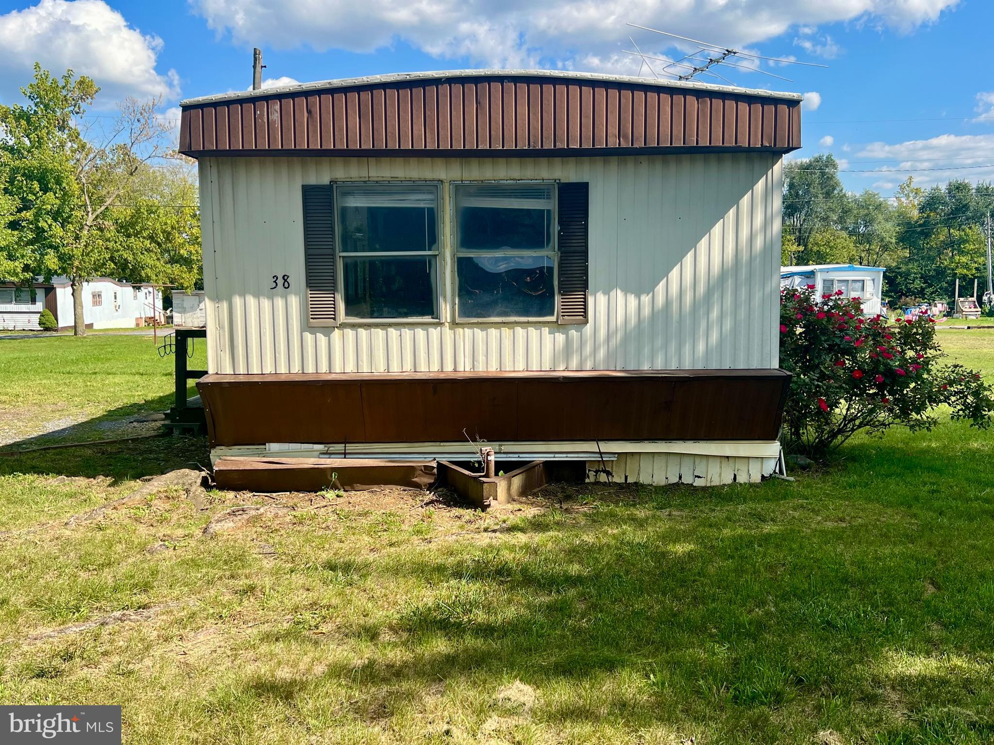 NONE AVAILABLE - Residential Lease