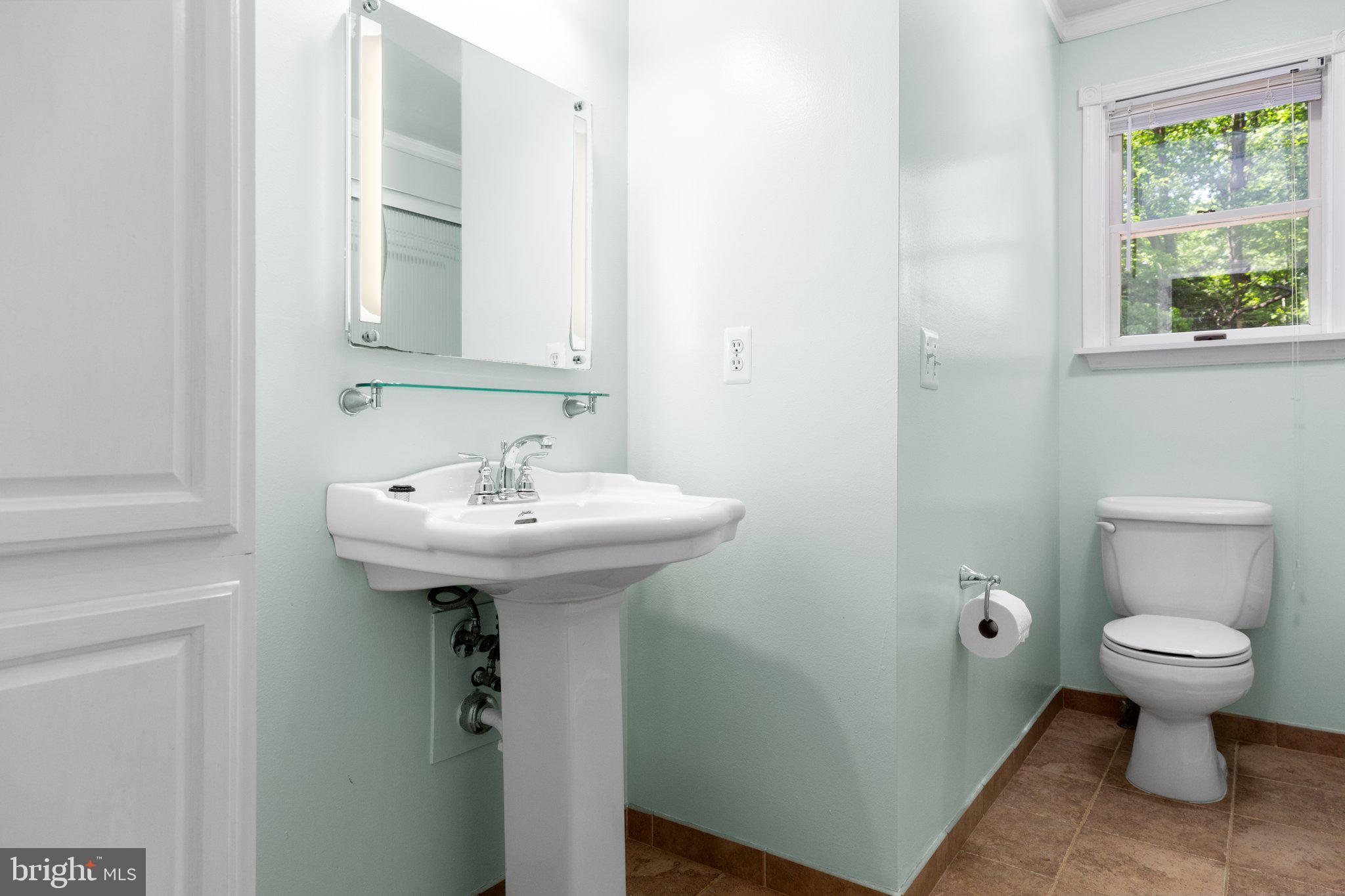 LAKE WILDERNESS - Residential