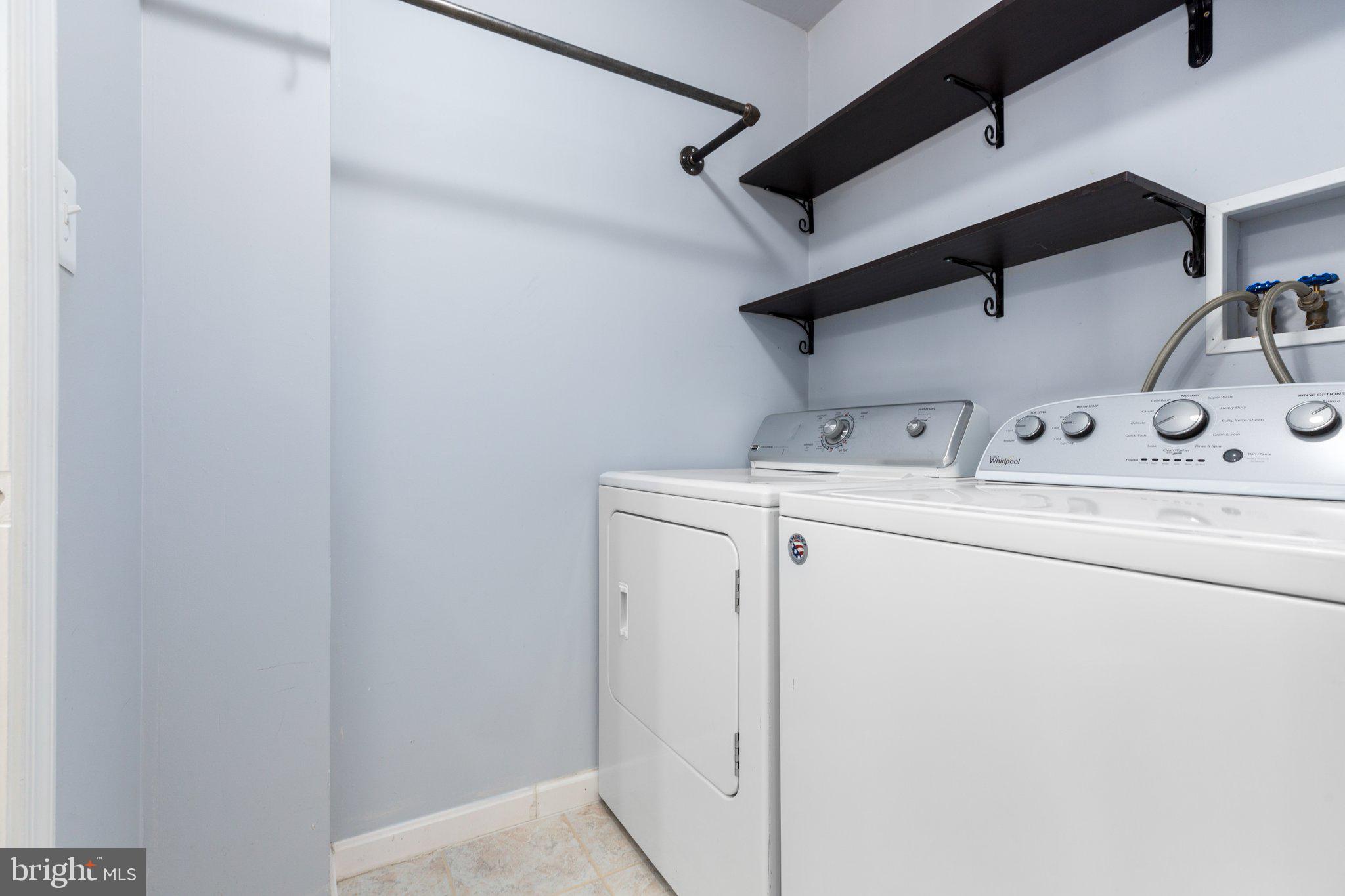 LAKE WILDERNESS - Residential