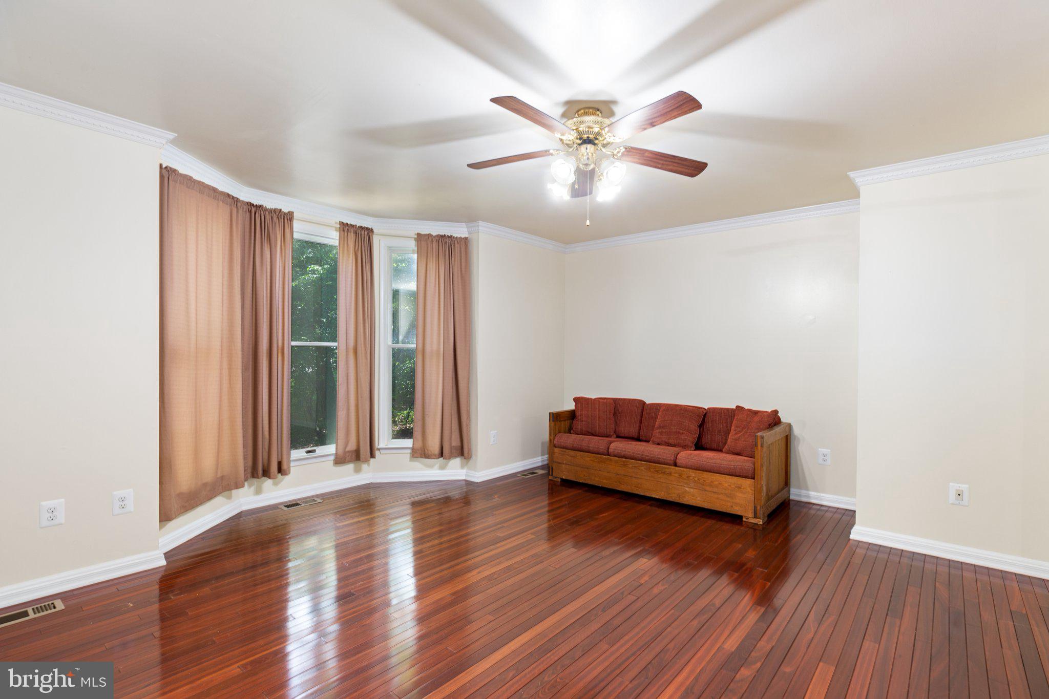 LAKE WILDERNESS - Residential