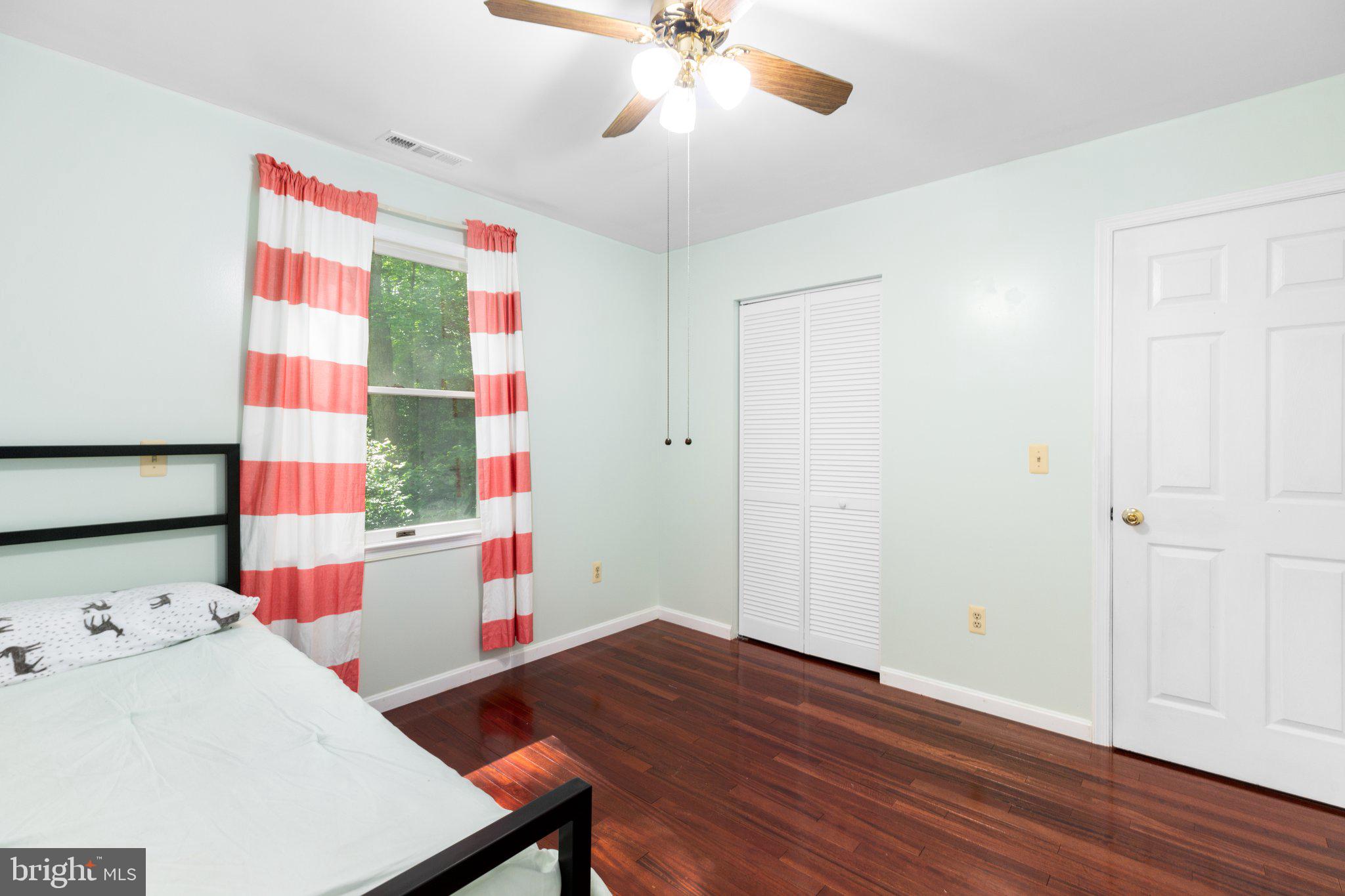 LAKE WILDERNESS - Residential