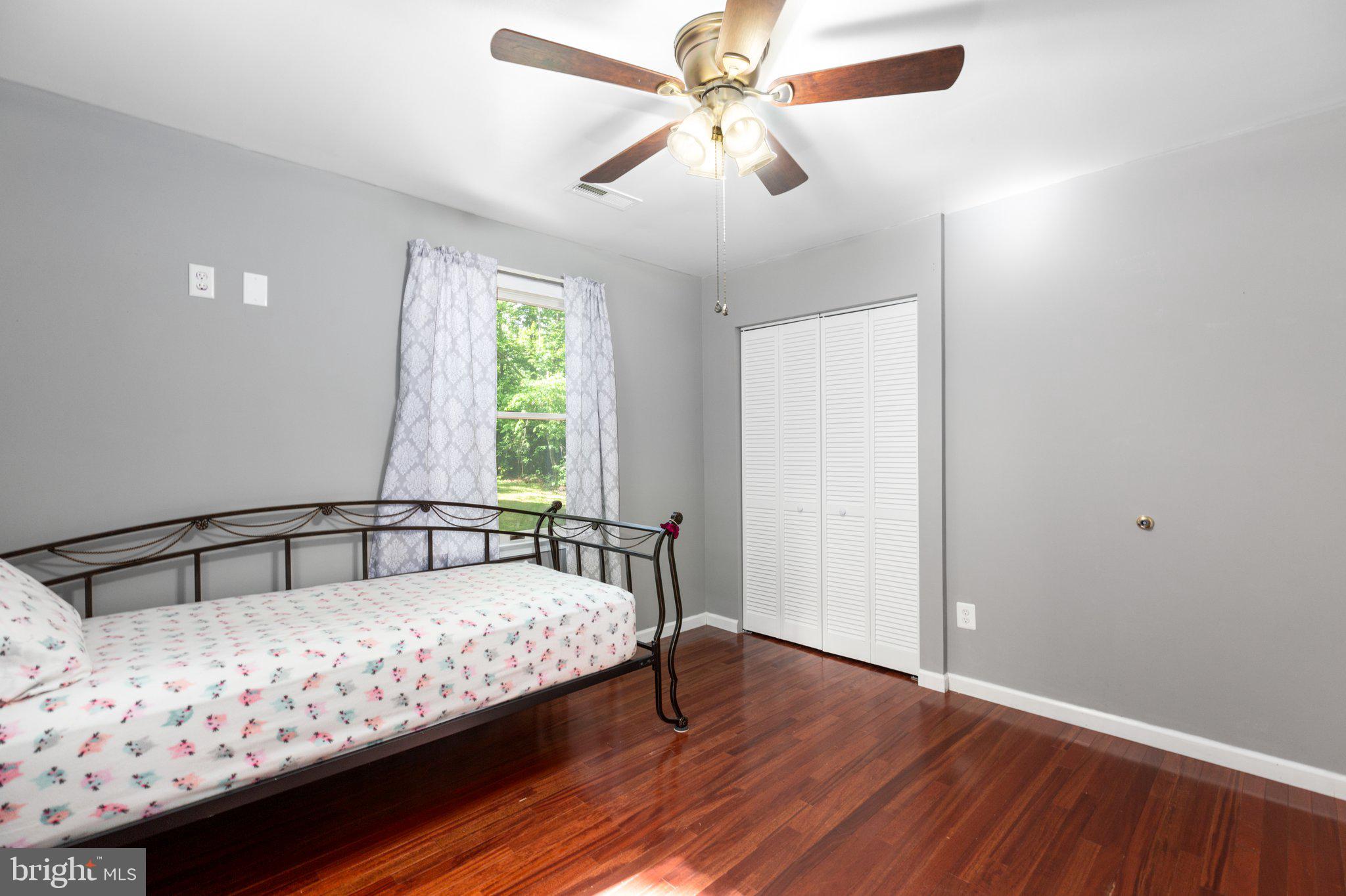 LAKE WILDERNESS - Residential