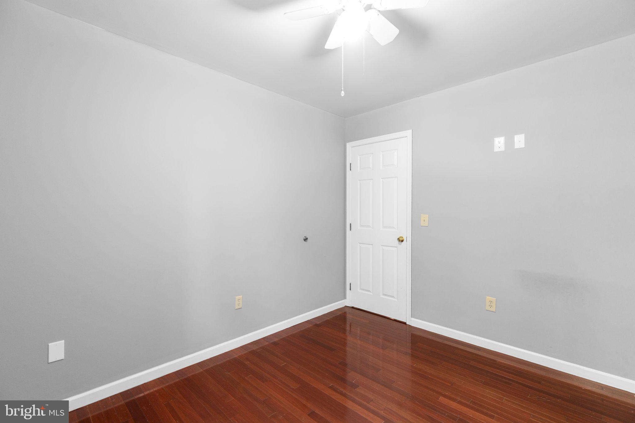 LAKE WILDERNESS - Residential