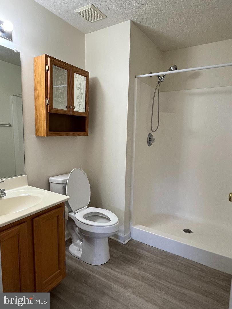 PARK PLACE CONDOMINIUMS - Residential Lease