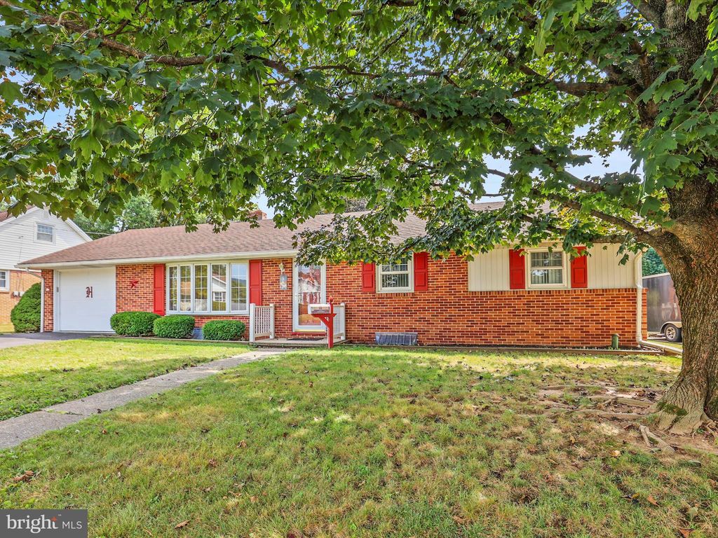 Photo of 452 Fitzpatrick Lane, YORK, PA 17406 (MLS # PAYK2089818)
