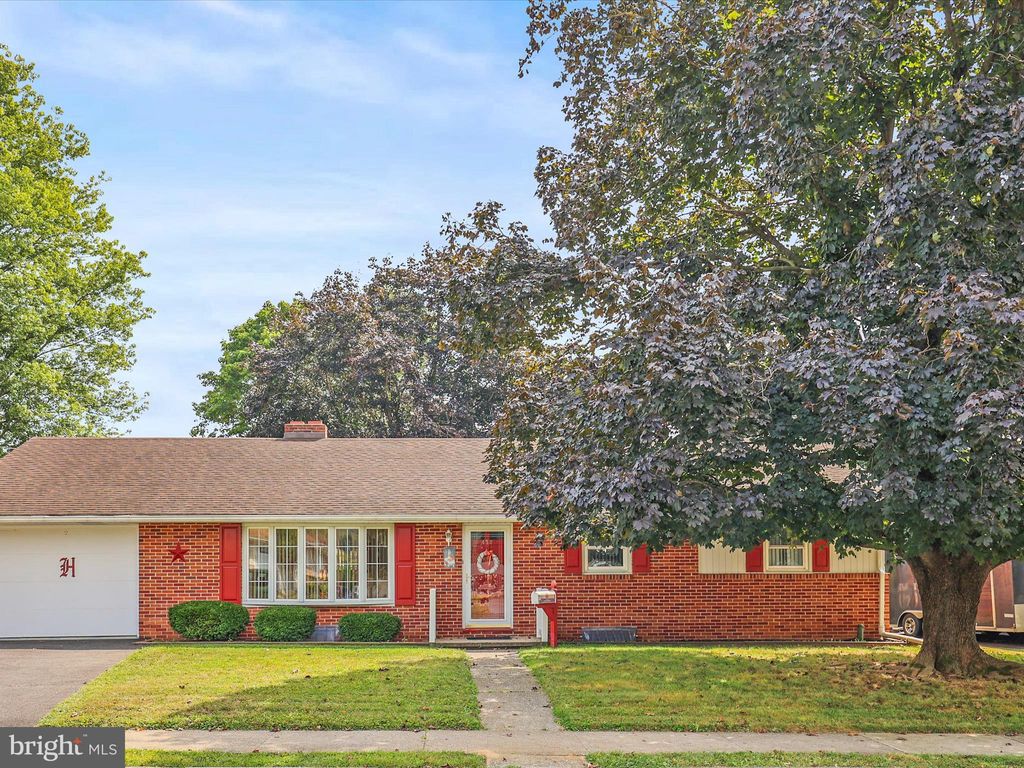 Photo of 452 Fitzpatrick Lane, YORK, PA 17406 (MLS # PAYK2089818)