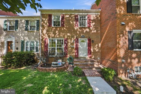 Photo of 7402 Colton Lane, MANASSAS, VA 20109 (MLS # VAPW2120322)