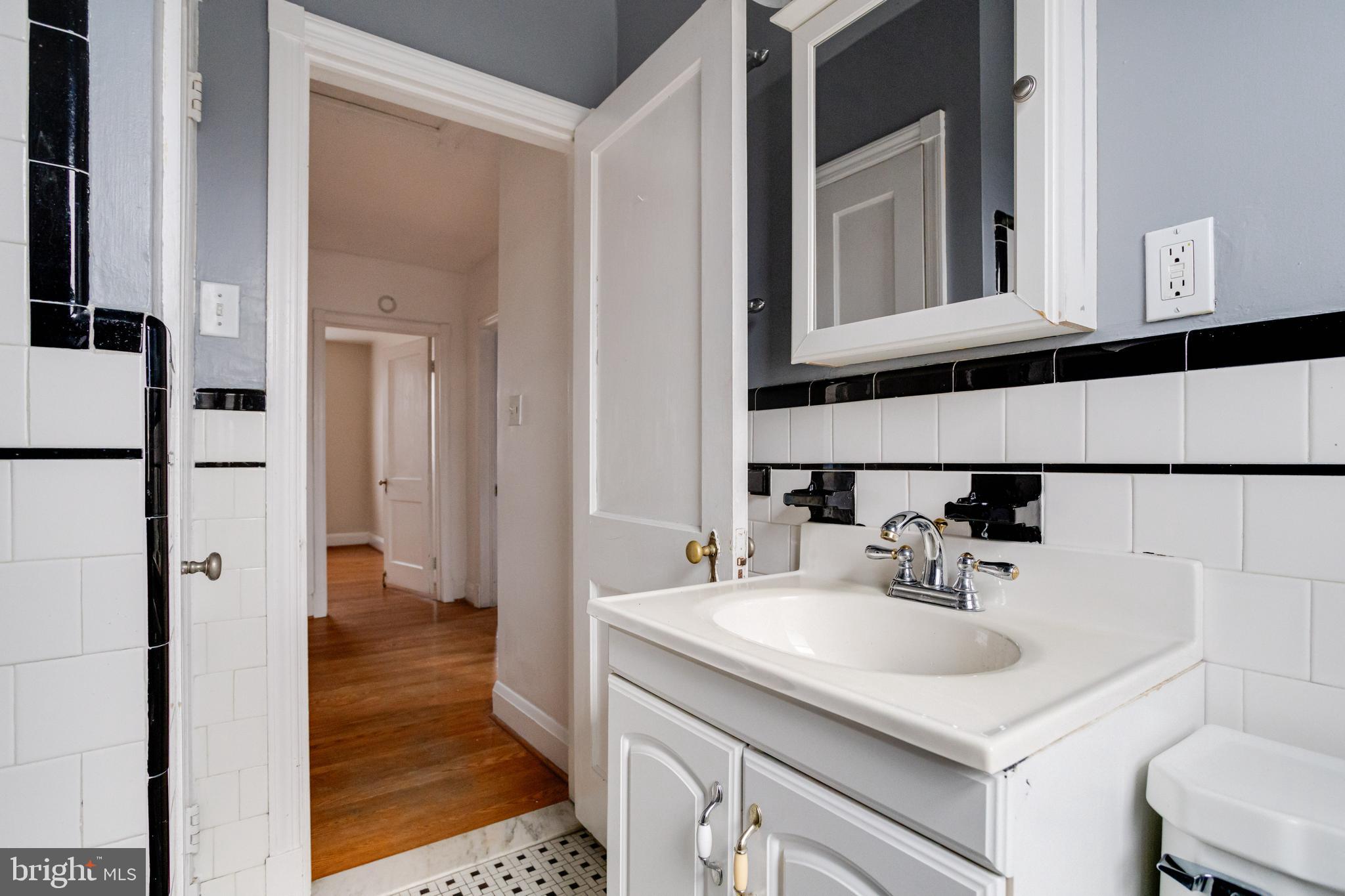 PARKVILLE - Residential