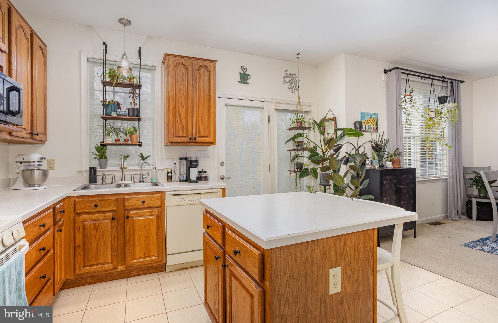 THE HEIGHTS OF BEACON HILL - Residential