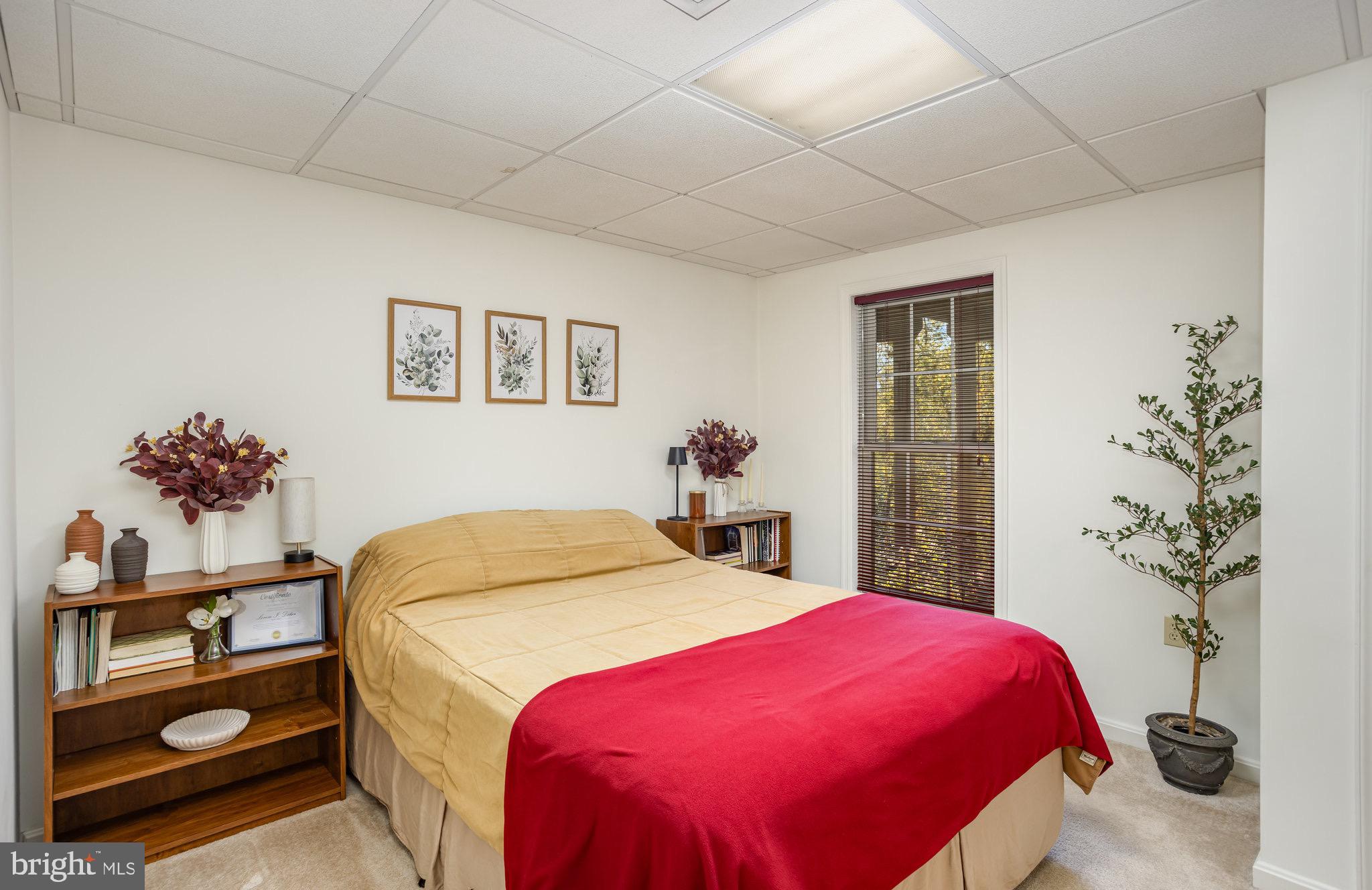 THE HEIGHTS OF BEACON HILL - Residential