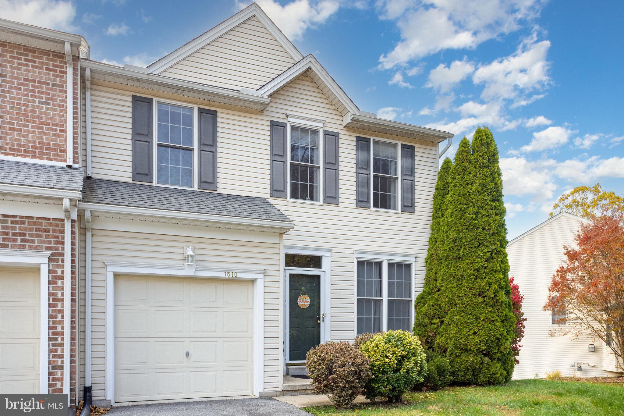 THE HEIGHTS OF BEACON HILL - Residential