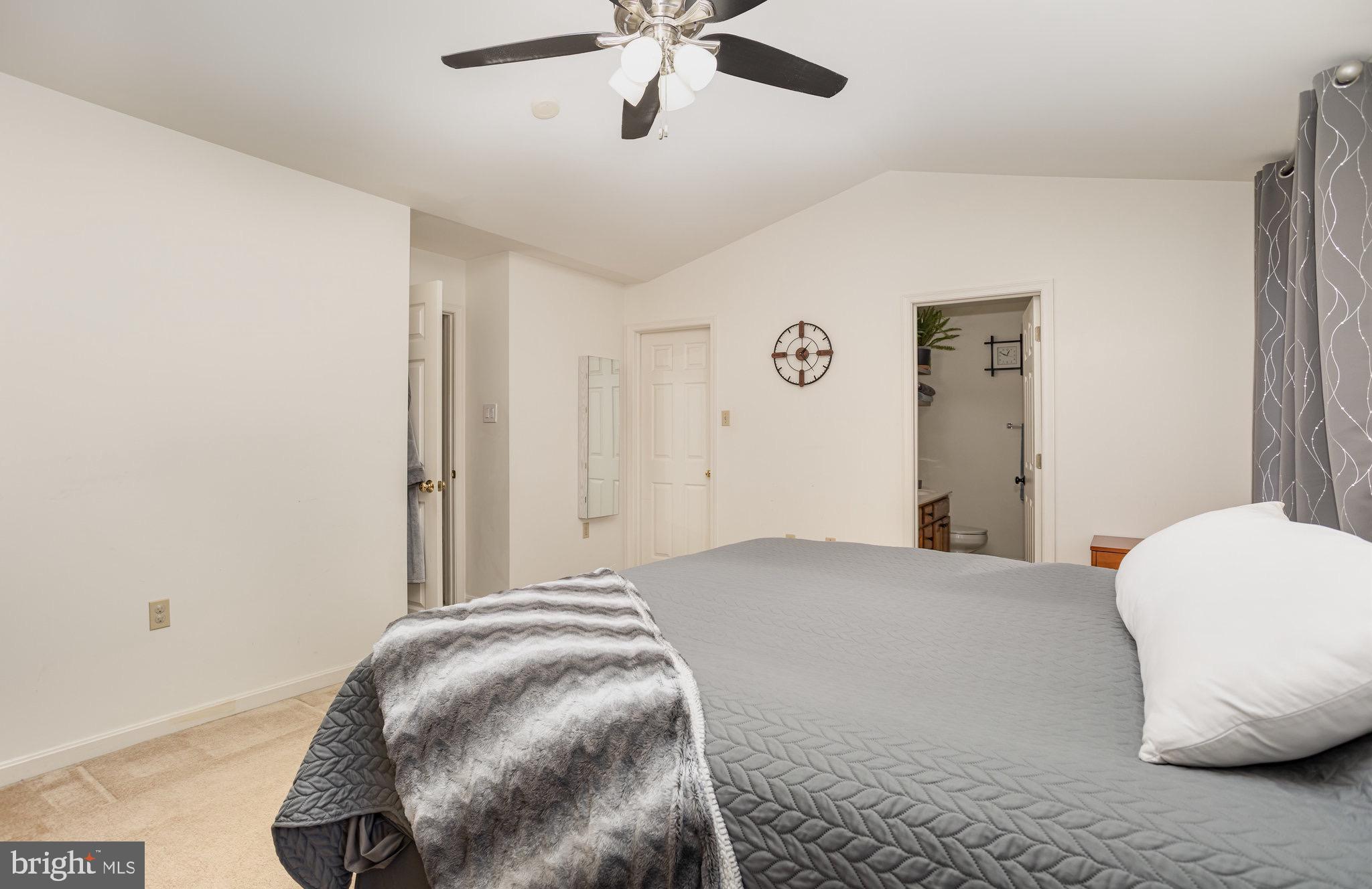 THE HEIGHTS OF BEACON HILL - Residential