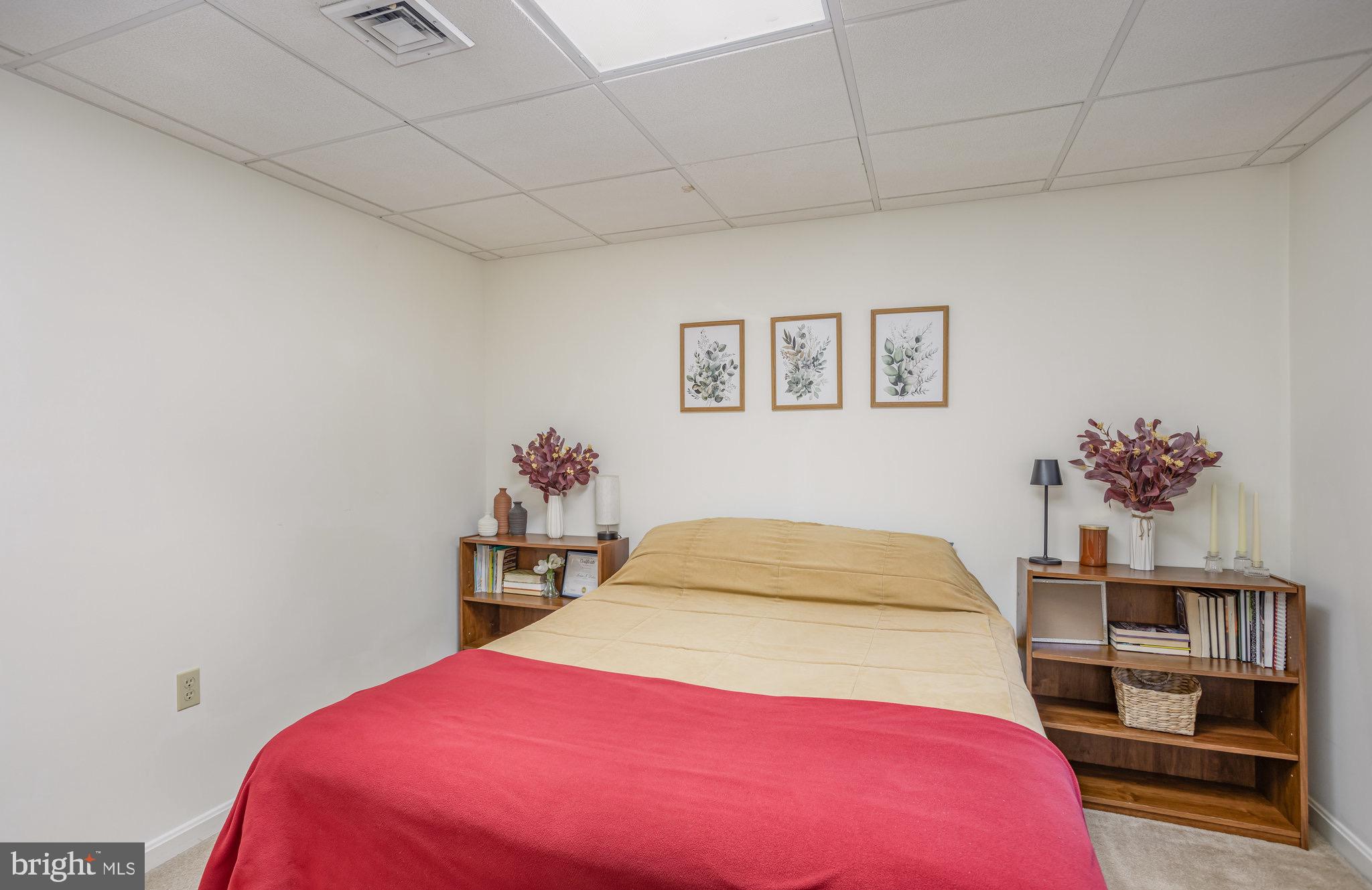 THE HEIGHTS OF BEACON HILL - Residential