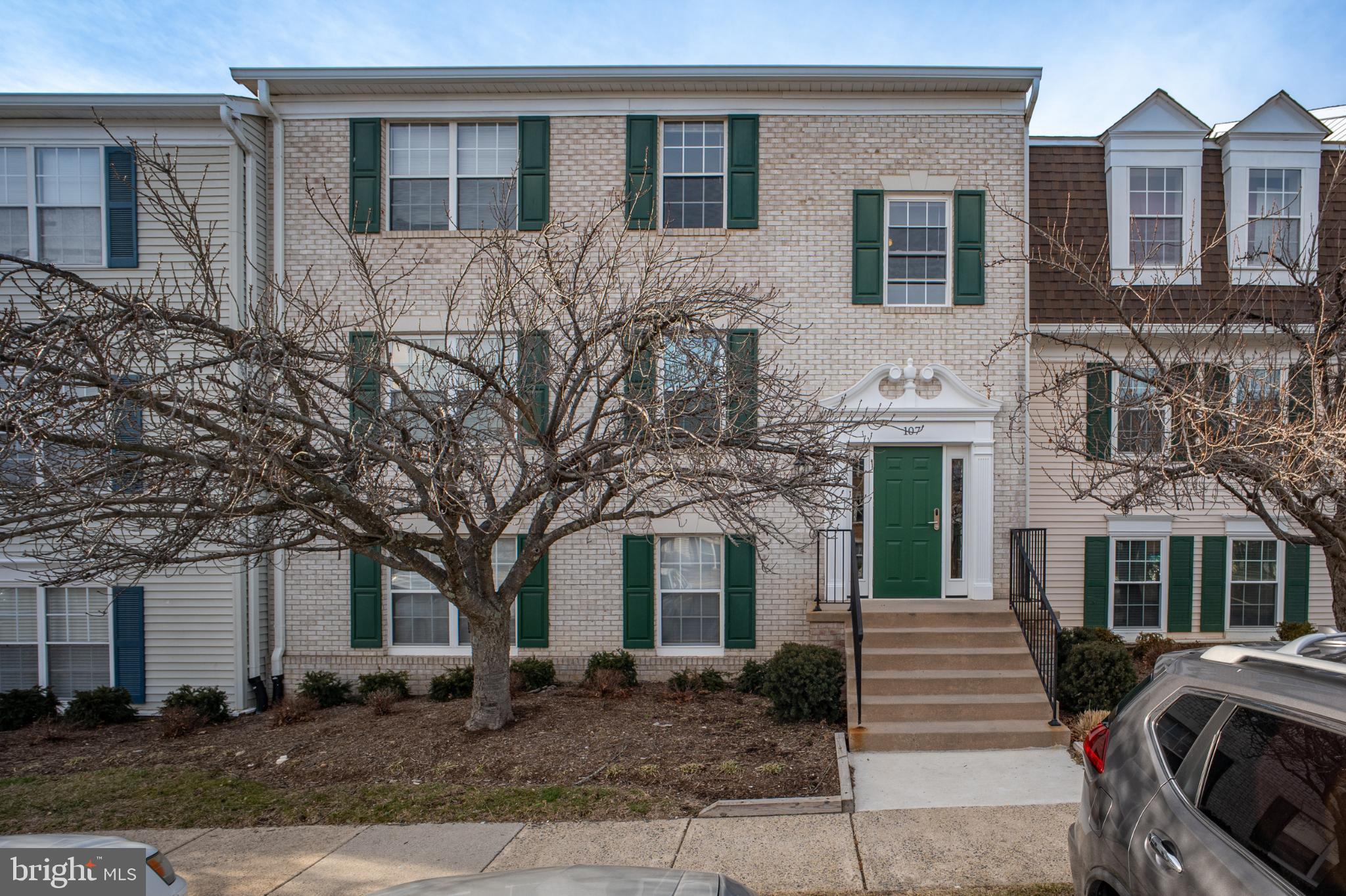 FOX CHAPEL AT TUDOR KNOLLS - Residential