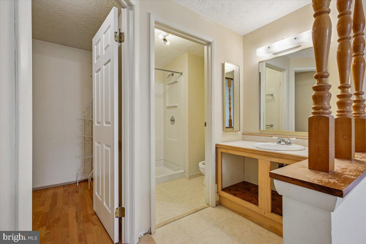 MILL CREEK SOUTH - Residential