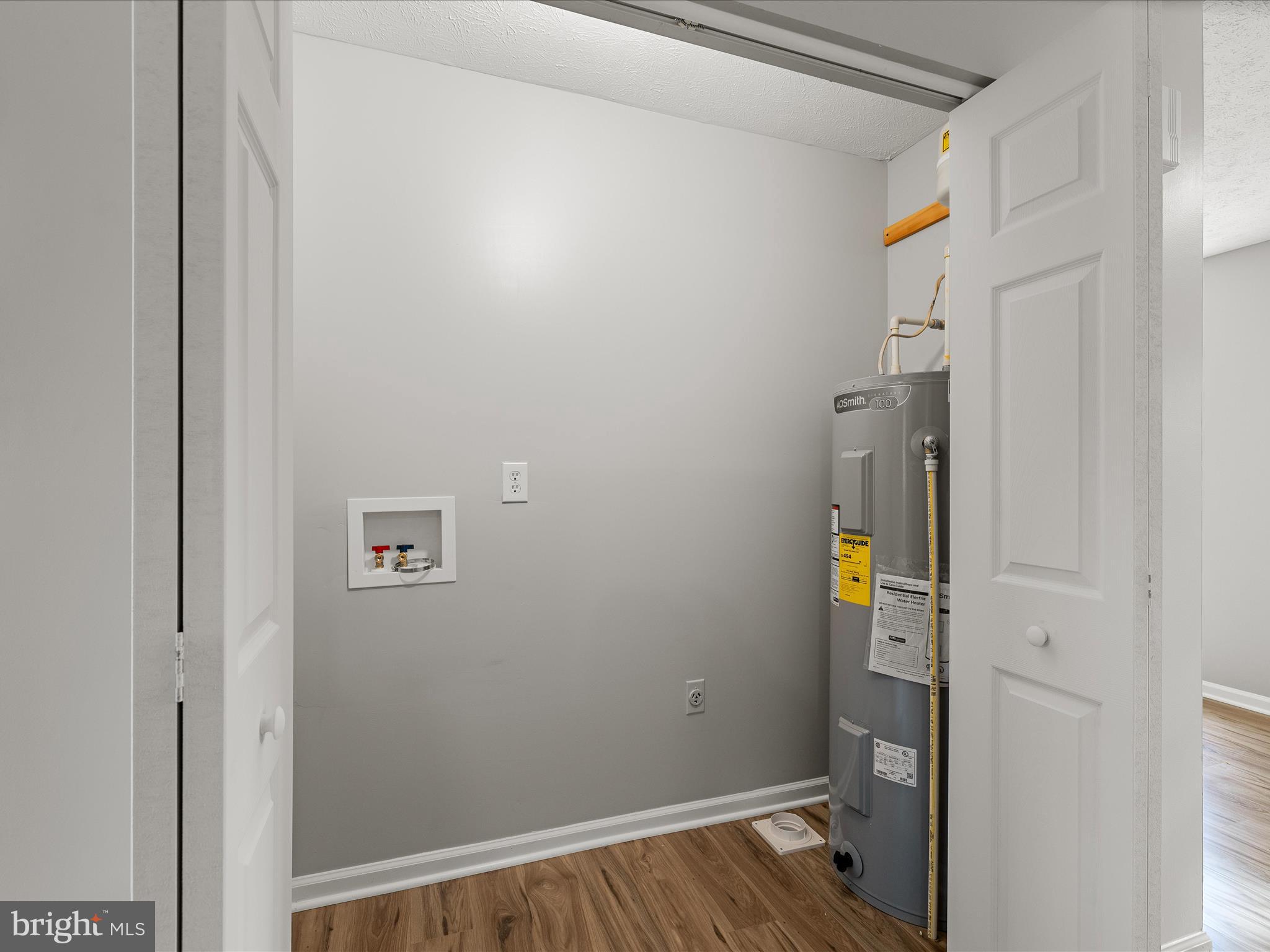 MEADOWBROOK VILLAGE - Residential