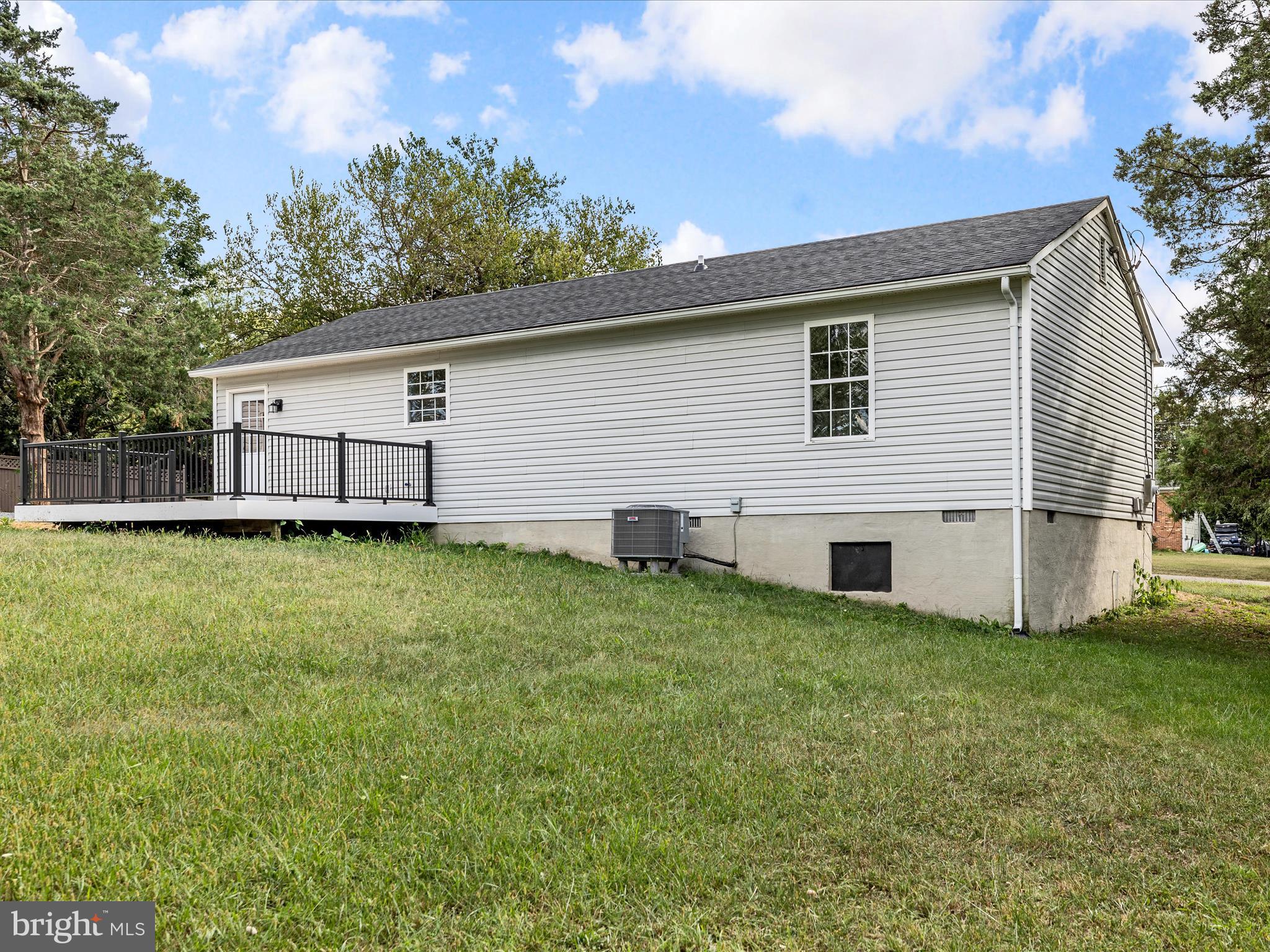 MEADOWBROOK VILLAGE - Residential